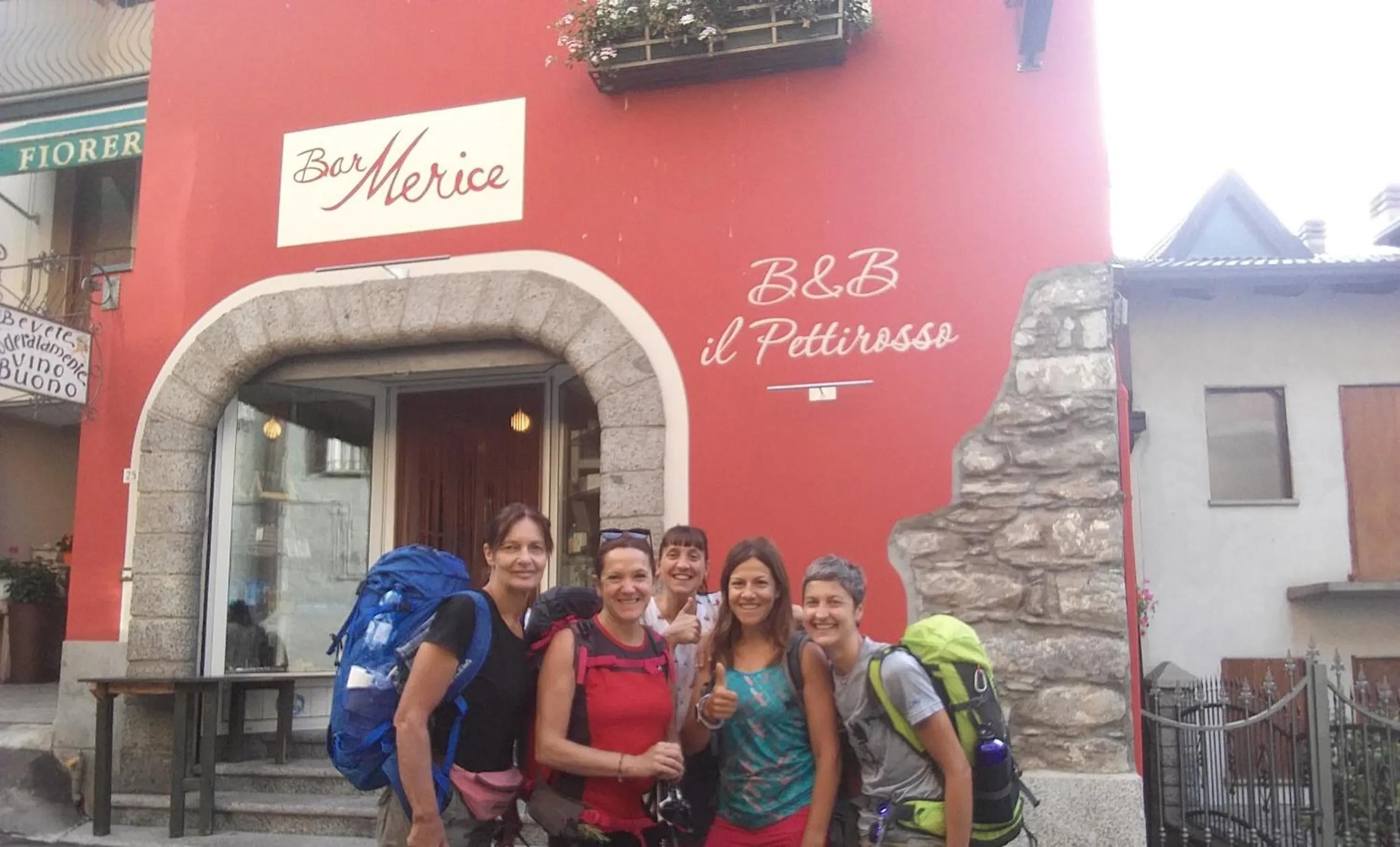 group of guests in B&B Il Pettirosso