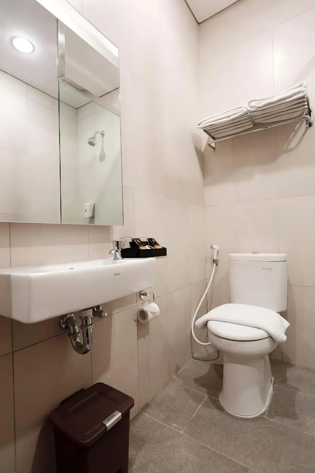 Property building in Hayo Hotel Palembang