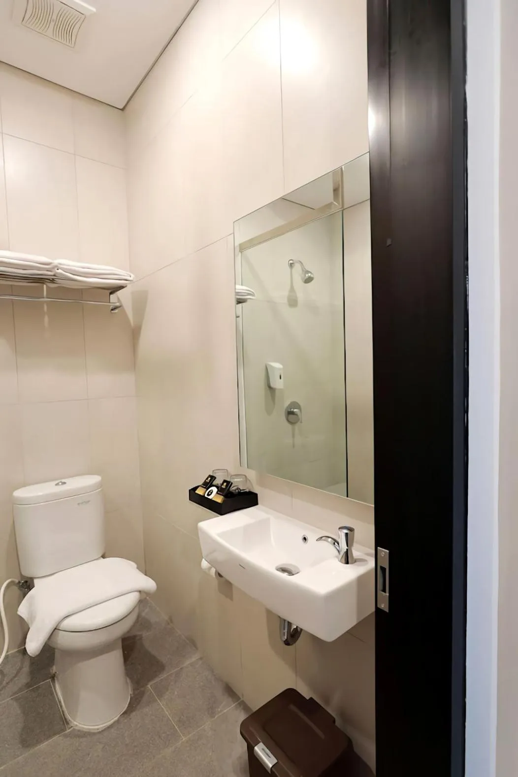 Property building in Hayo Hotel Palembang