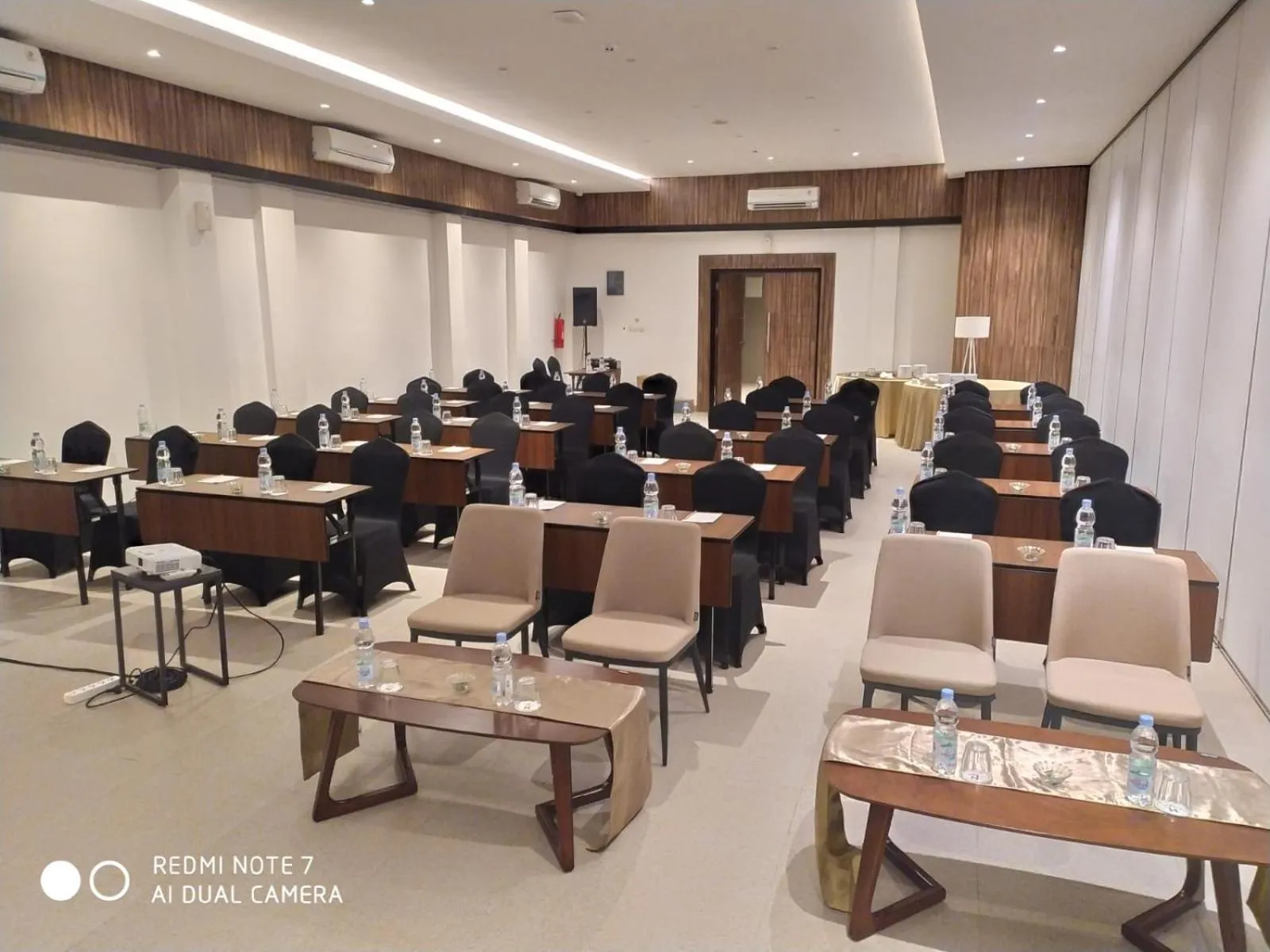 Business facilities in Hayo Hotel Palembang