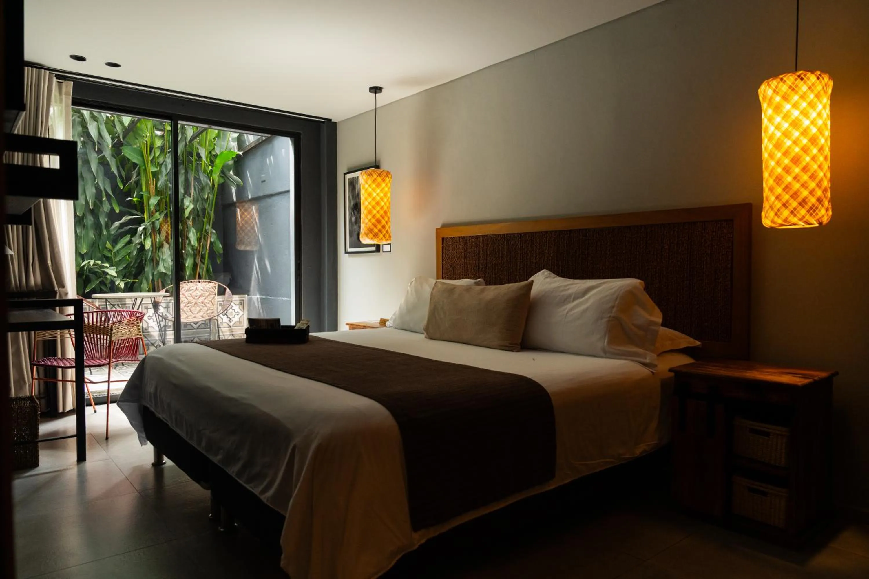 Photo of the whole room, Bed in Sui Boutique Hotel