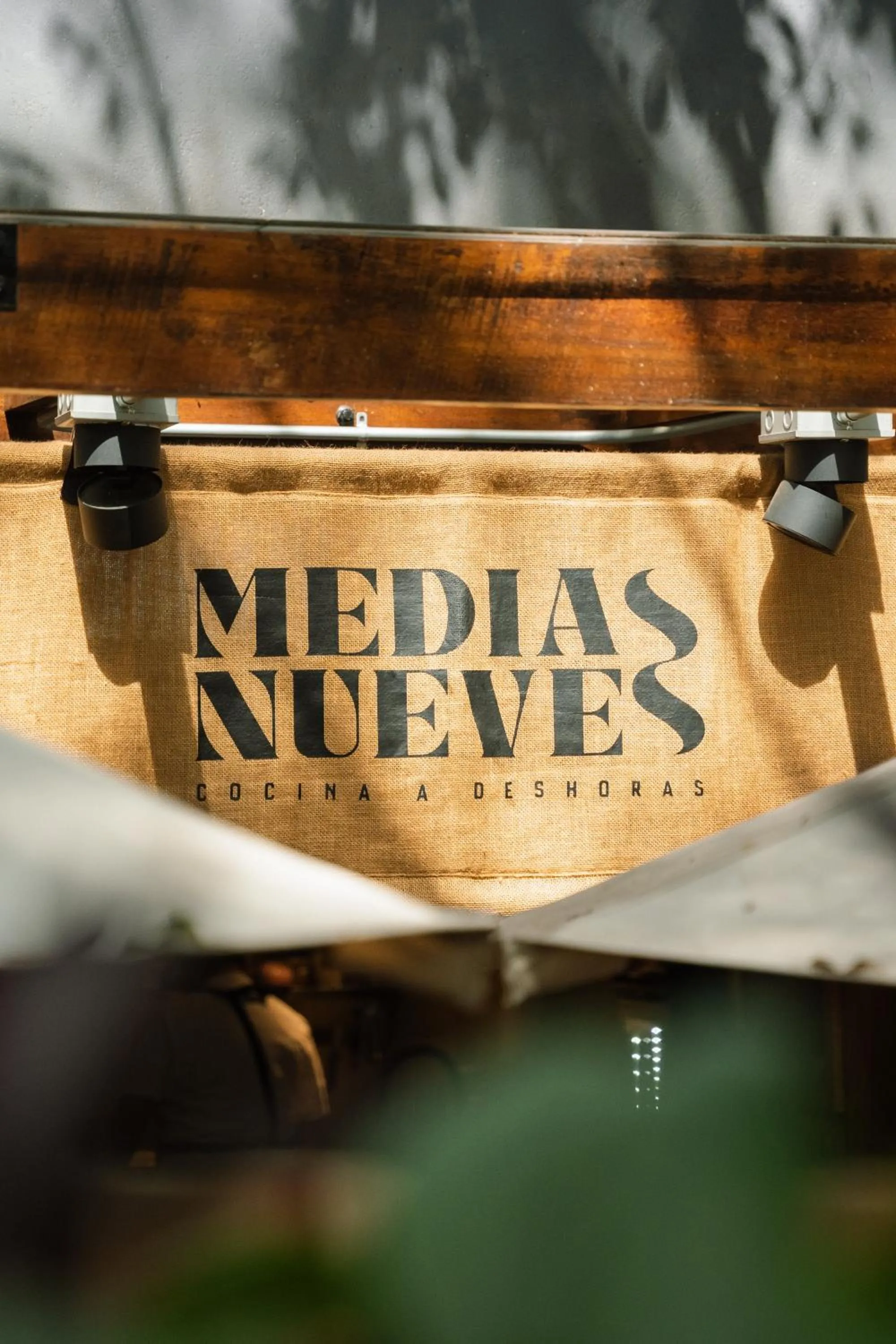 Restaurant/places to eat in Sui Boutique Hotel