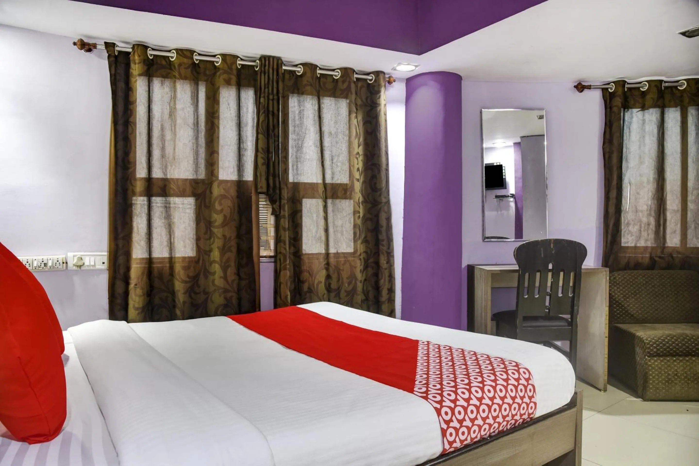 Bedroom, Bed in Hotel O Vishwa