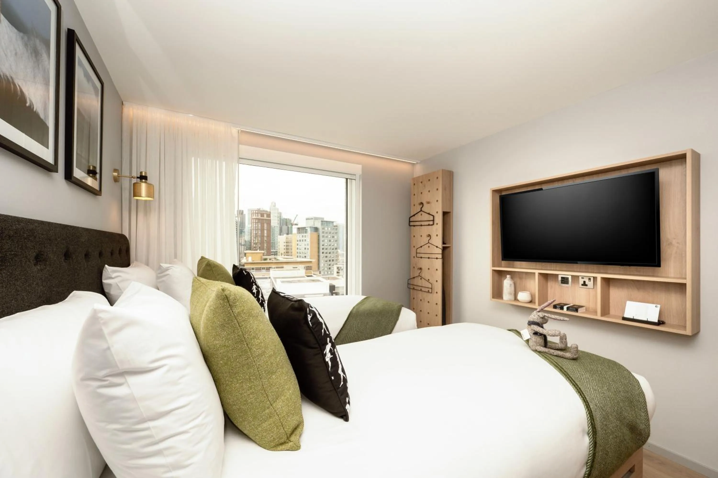 Bedroom, Bed in Wilde Aparthotels London Aldgate Tower Bridge