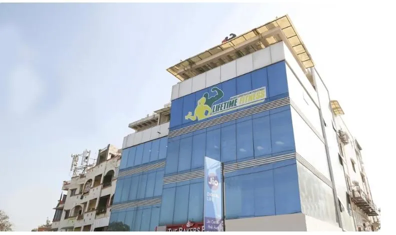 Property building in Hotel New Shiv Kunj