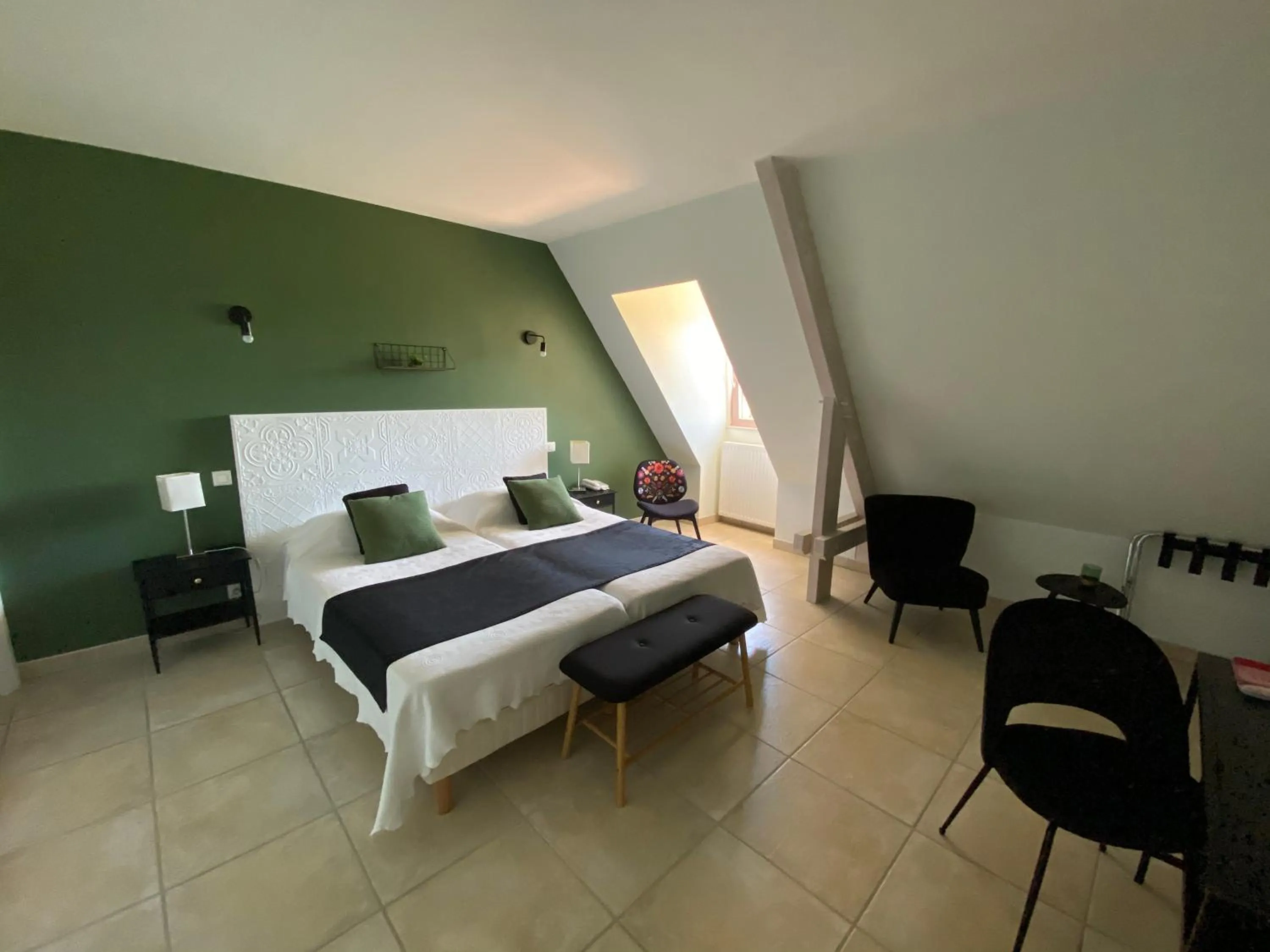 Bed in Hôtel Bon Encontre