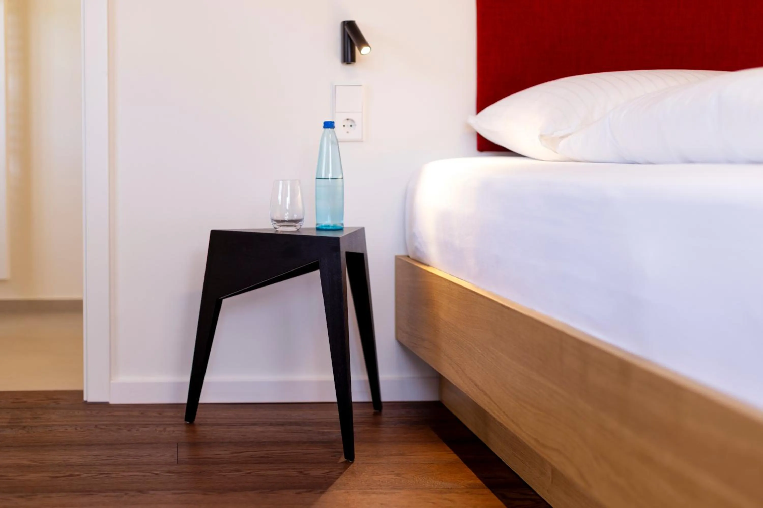 Photo of the whole room, Bed in schlossmühle - lean luxury boutique hotel