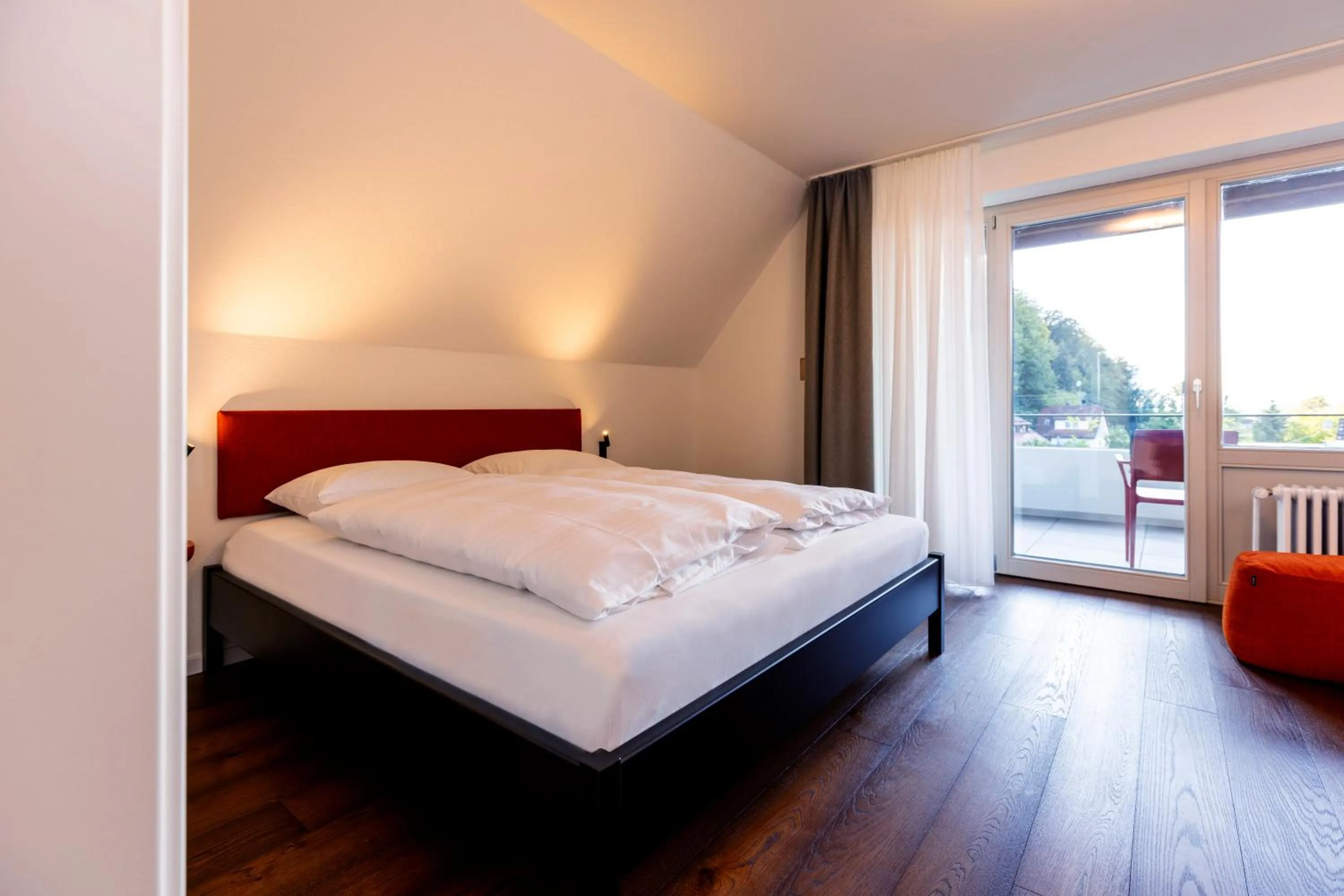 Photo of the whole room, Bed in schlossmühle - lean luxury boutique hotel