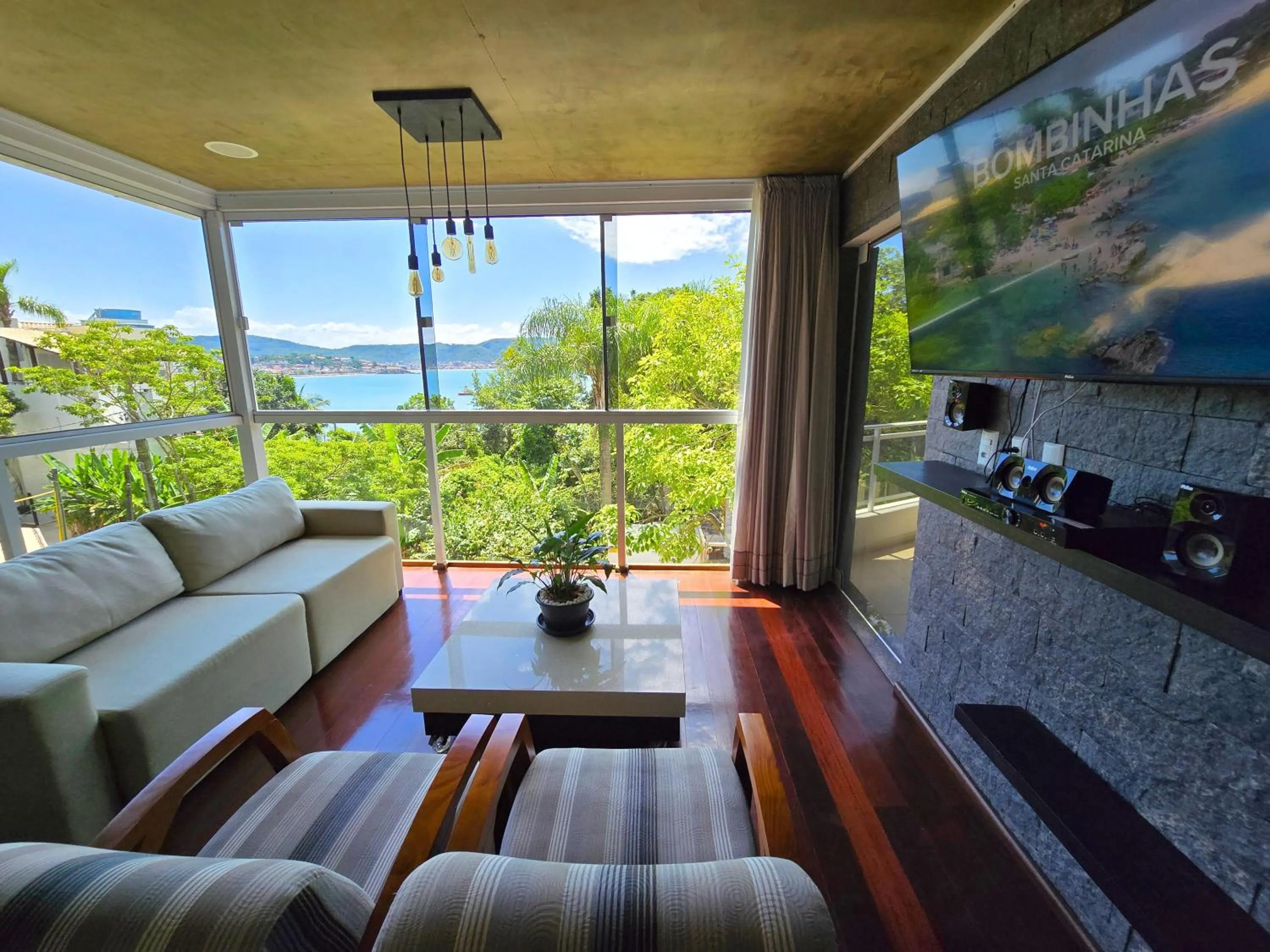 View (from property/room) in Refúgio da Lagoinha - Centro de Bombinhas