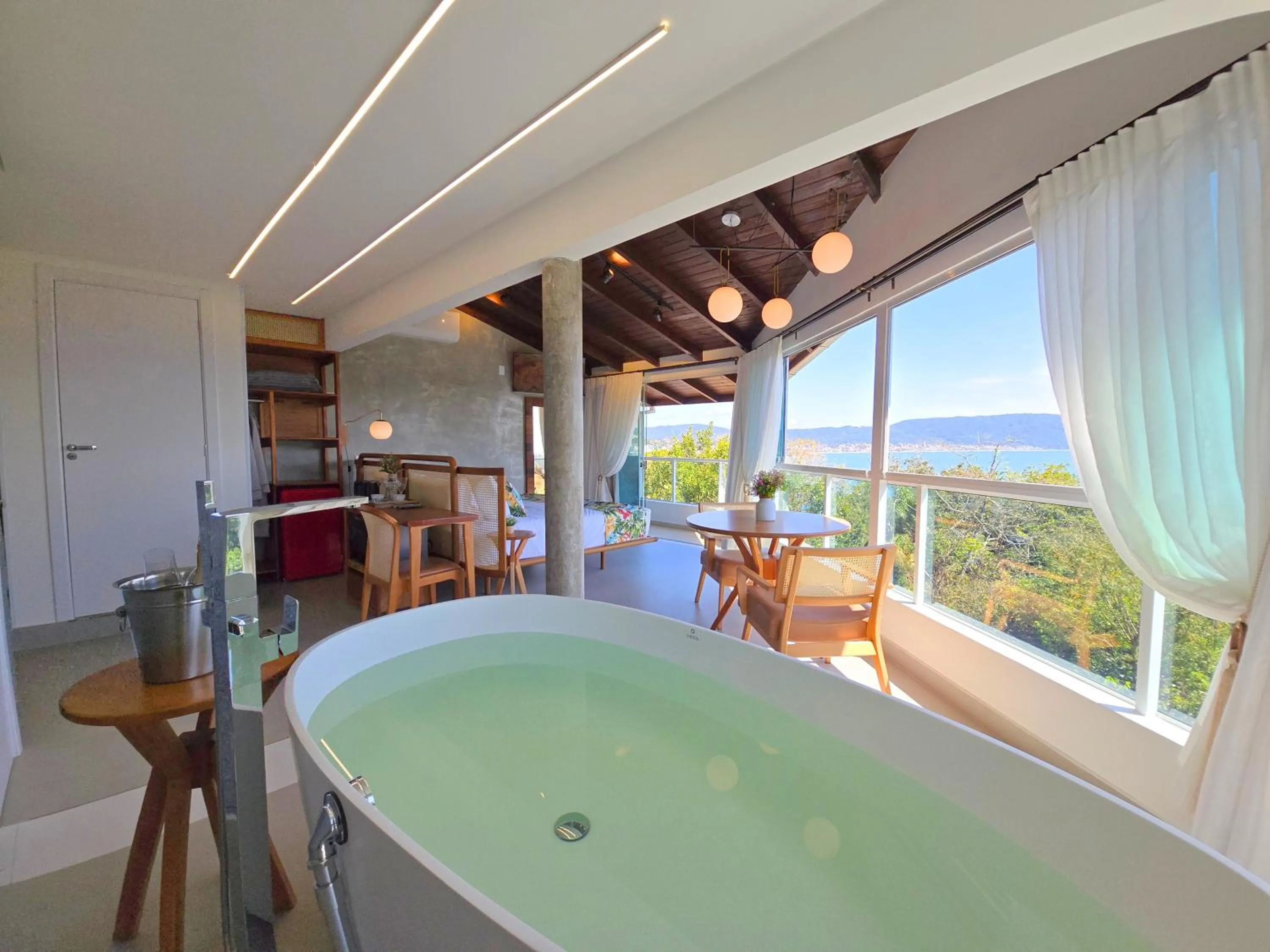 Natural landscape in Refúgio da Lagoinha - Centro de Bombinhas