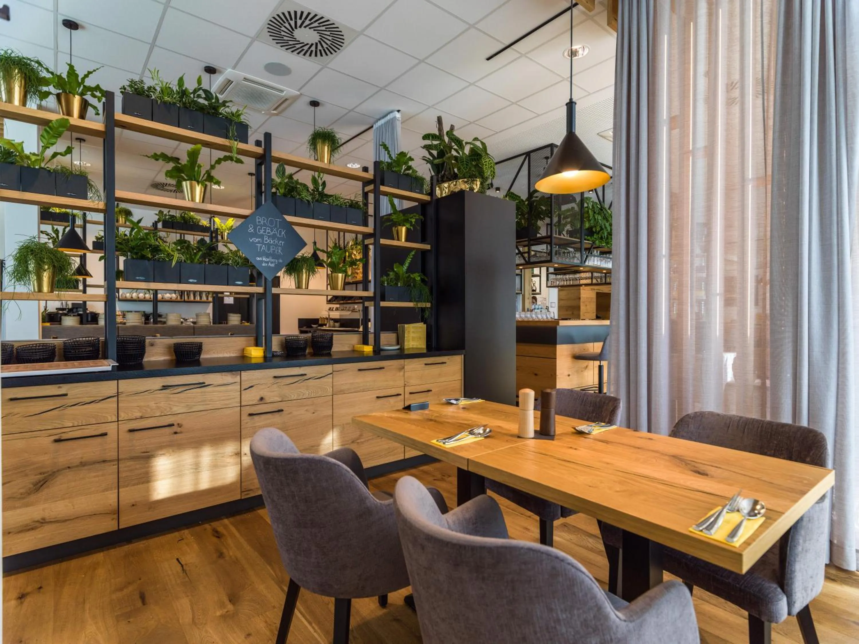 Restaurant/places to eat in Best Western Parkhotel Hagenberg