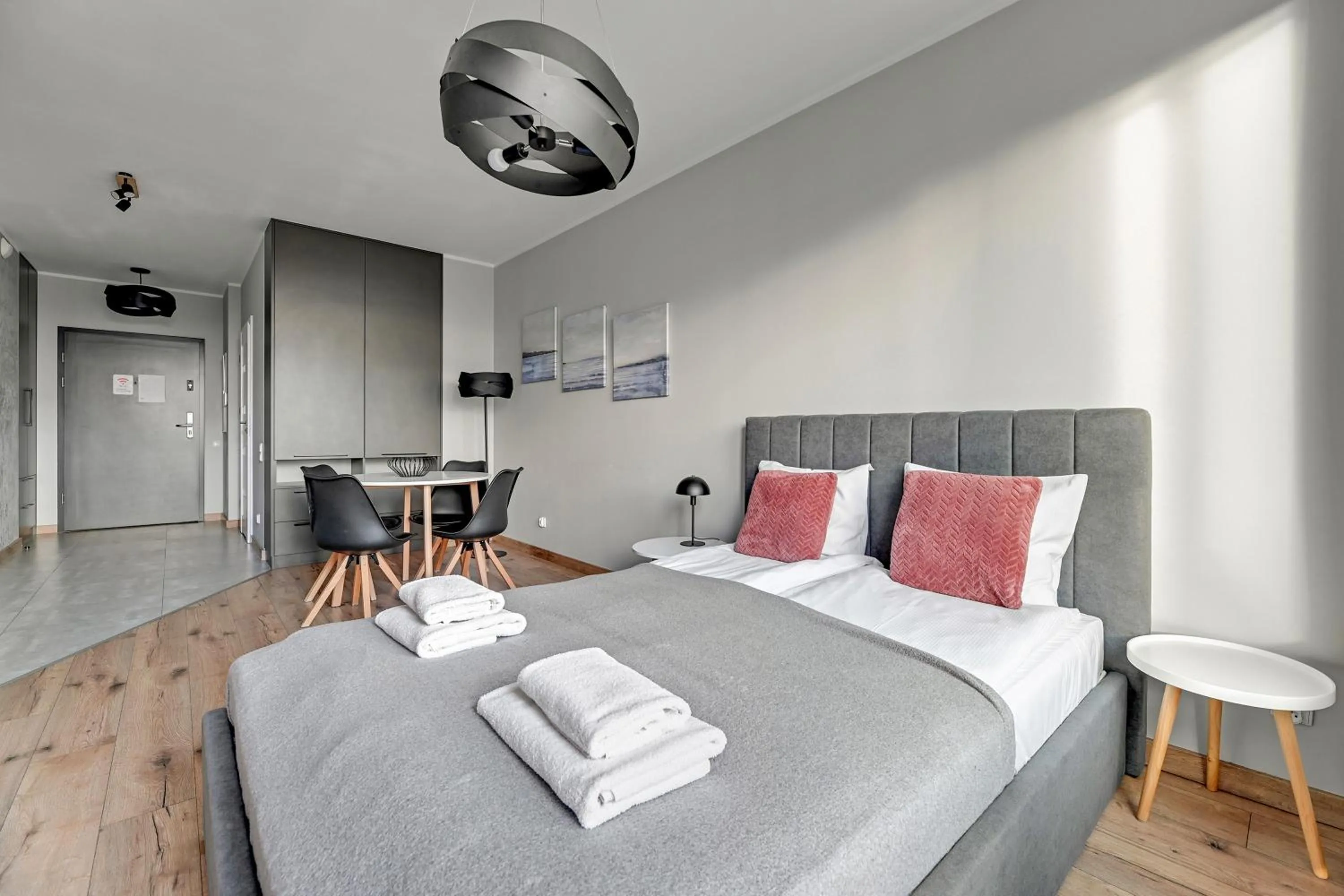 Bed in RentPlanet - Apartamenty Chlebova