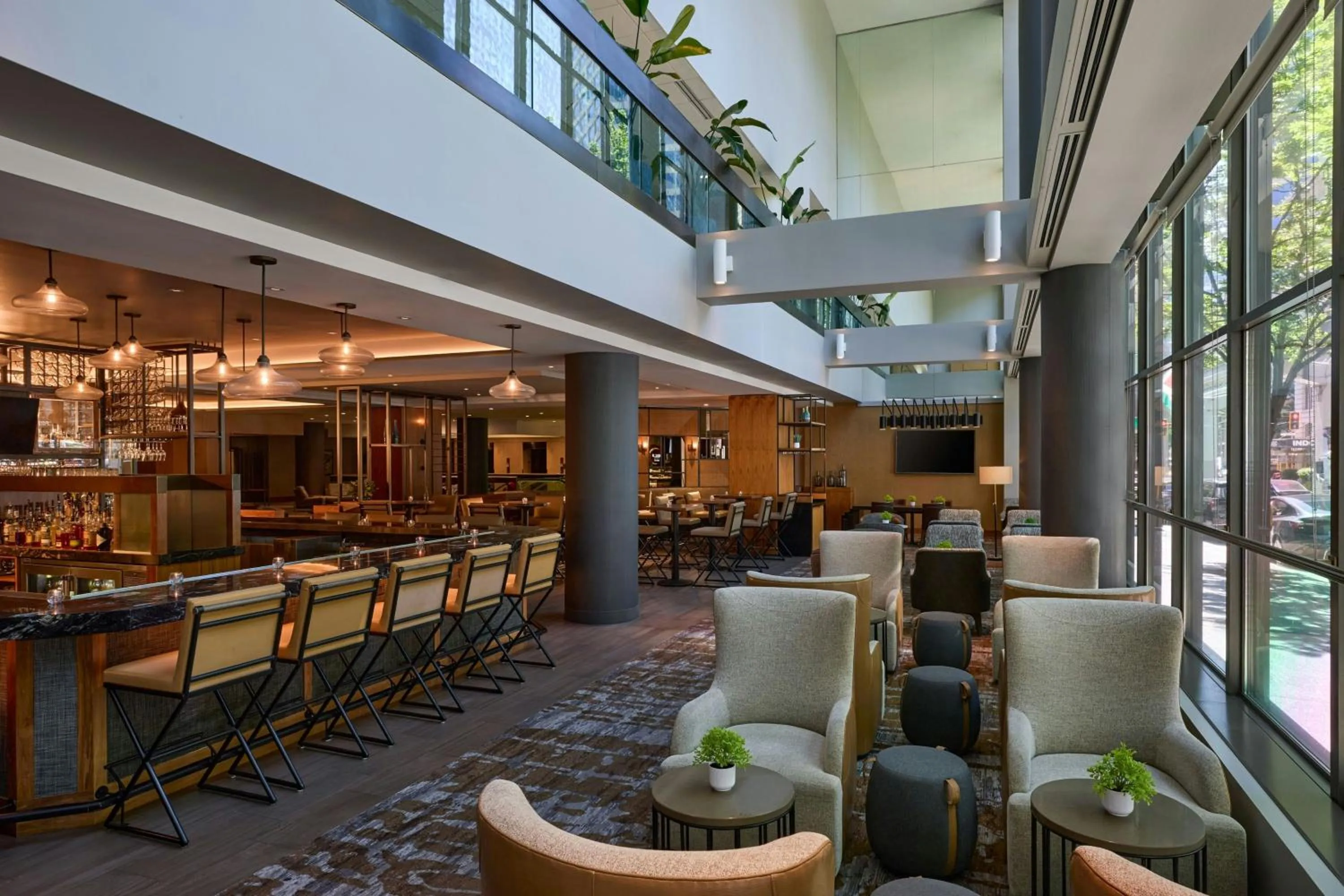 Lounge or bar in The Westin Seattle