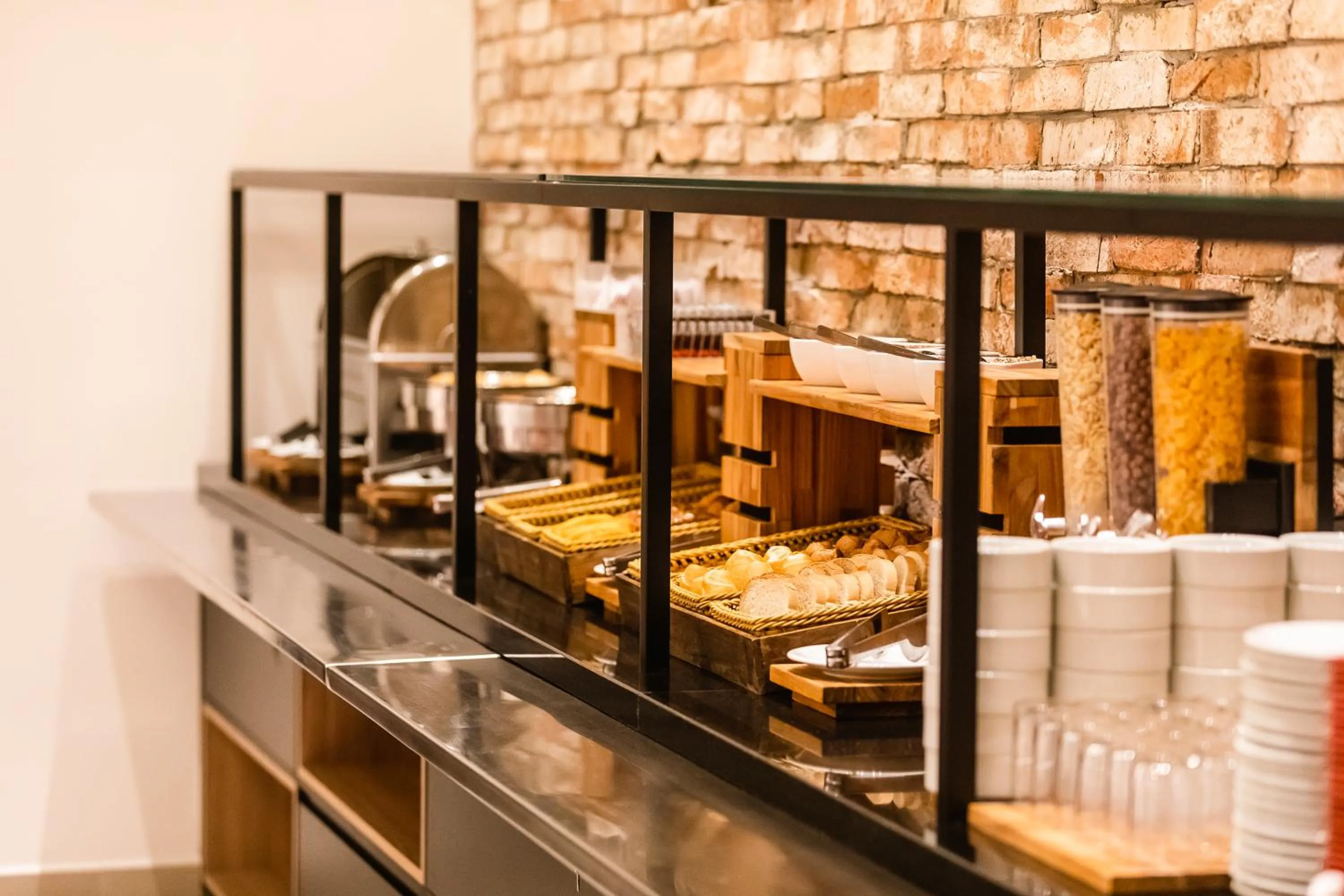 Breakfast in Hotel Moov Porto Alegre