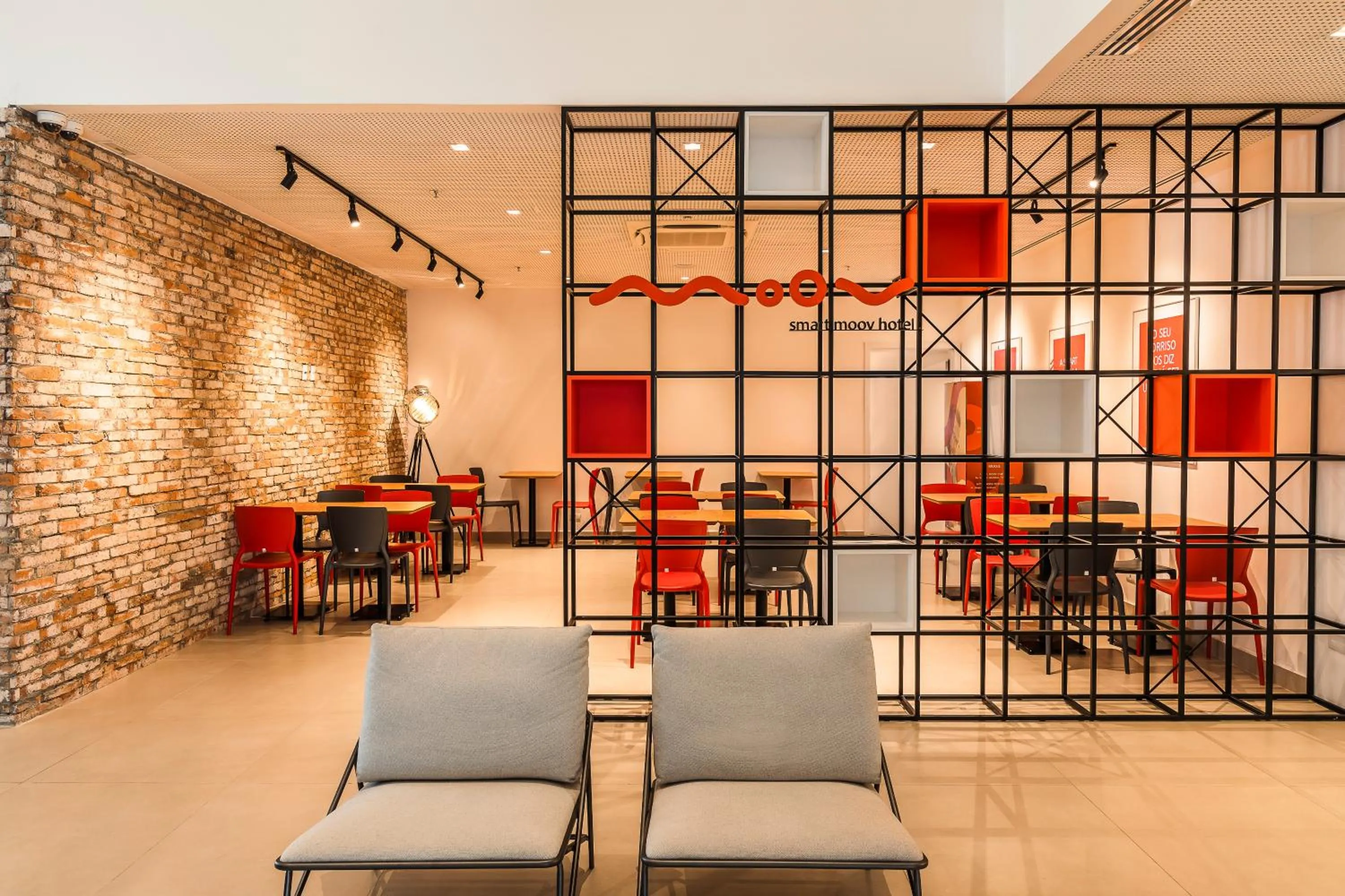 Lobby or reception in Hotel Moov Porto Alegre