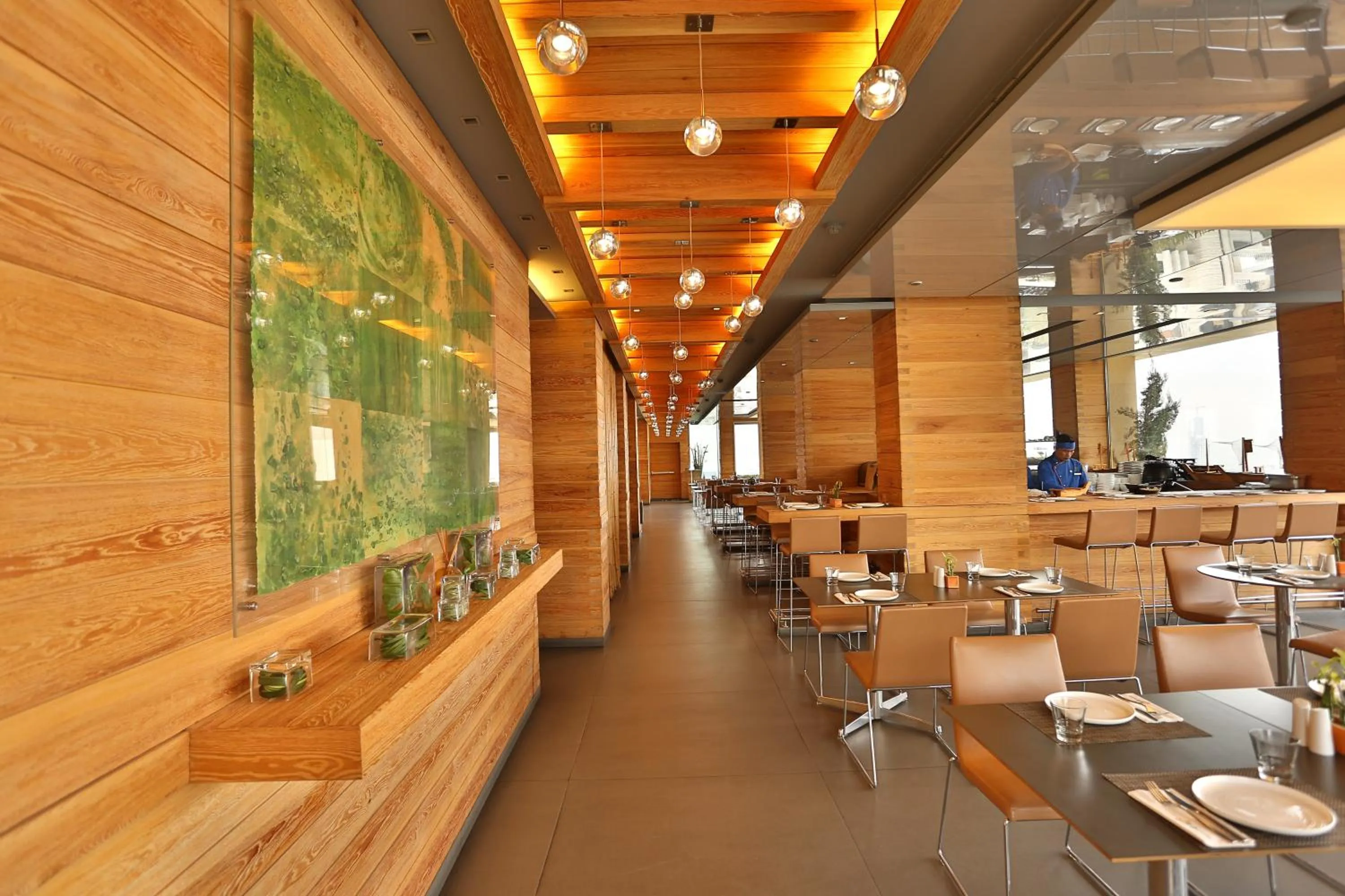 Restaurant/places to eat in AlQasr Metropole Hotel