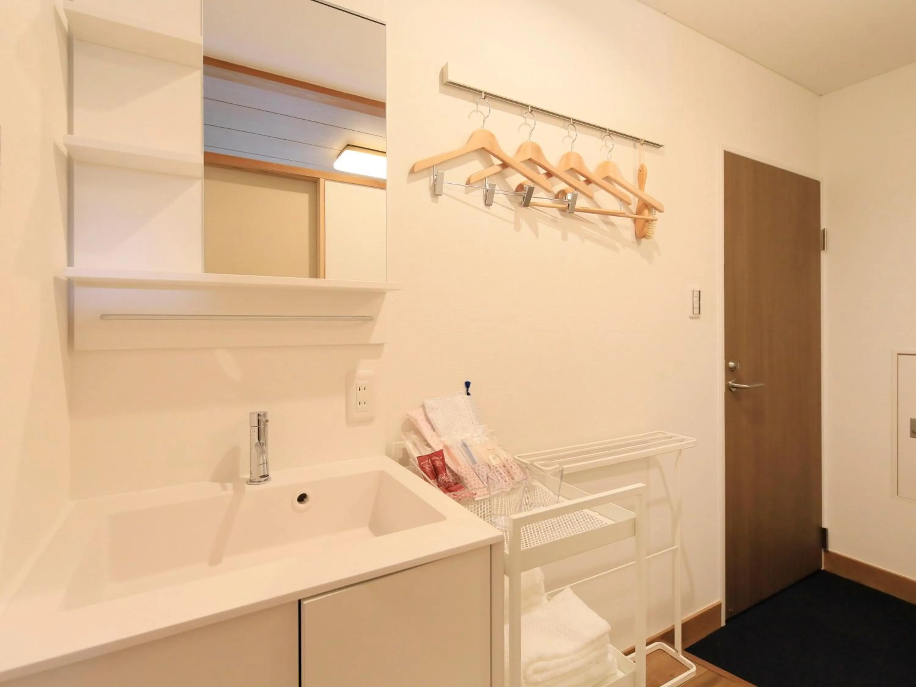 Photo of the whole room in Hot Spring Inn Hakone Suisen