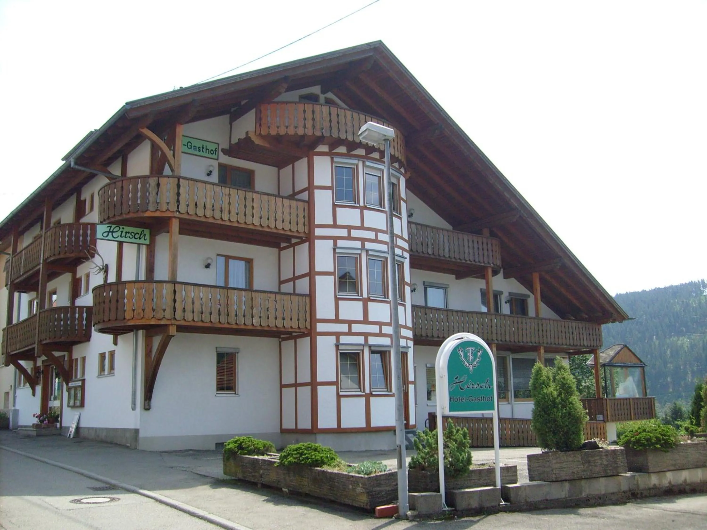 Facade/entrance in Schwarzwald-Gasthof Hirsch
