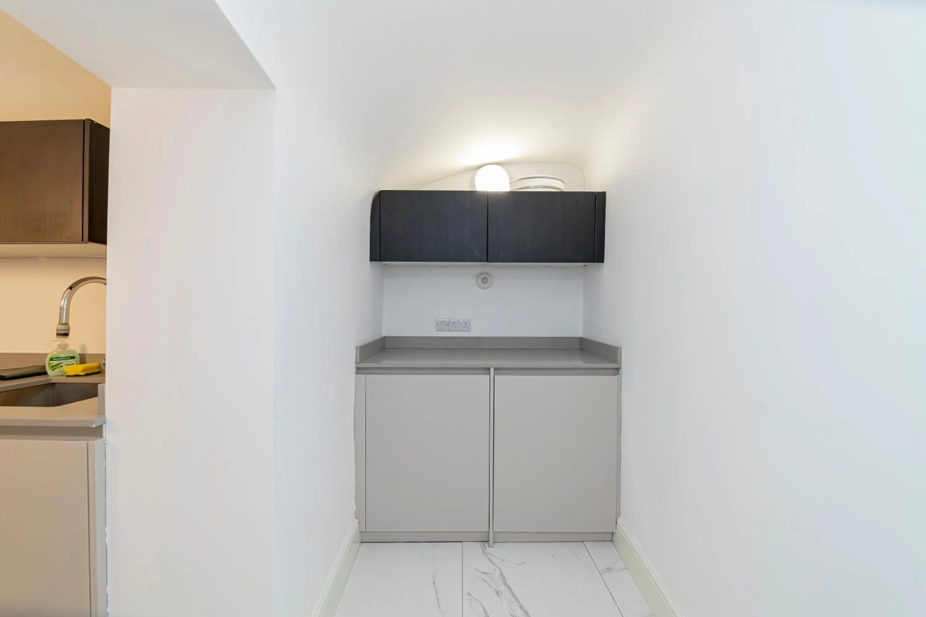 Decorative detail in FLASH SALE Kemptown 2 Bedroom Flat BN224EAT02