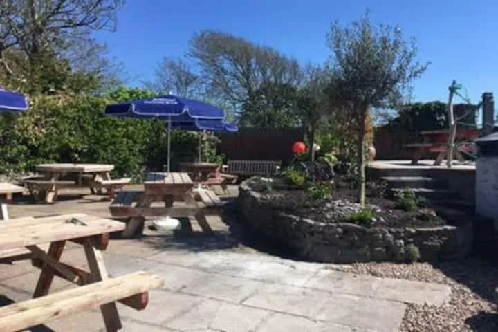 Manorbier Castle Inn Bay Room