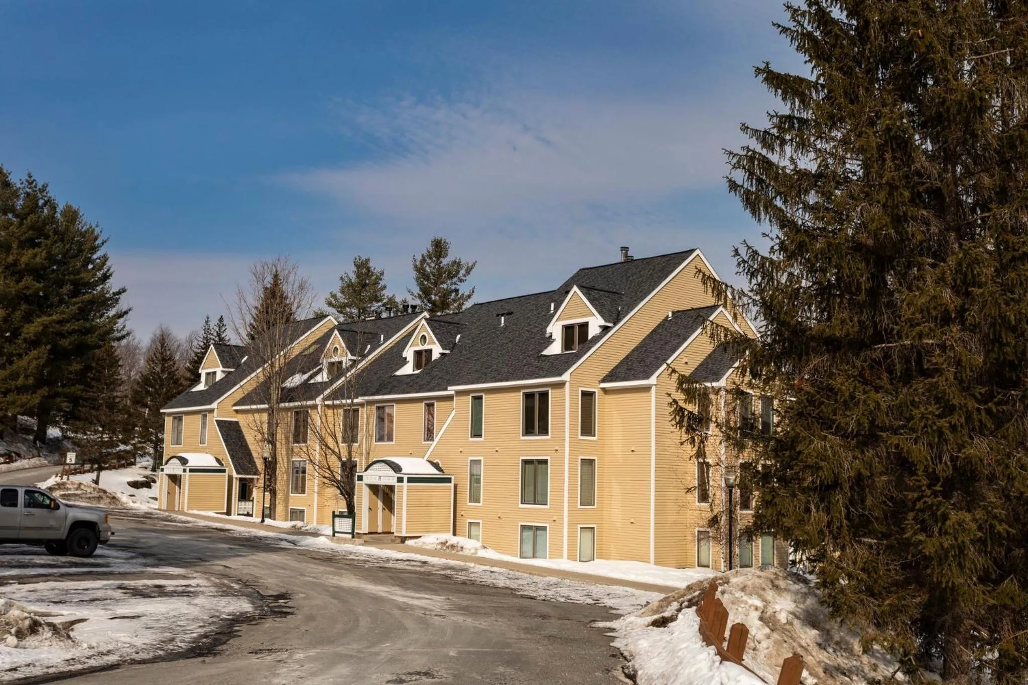 Property building in Mount Snow Lodging by Vail Resorts