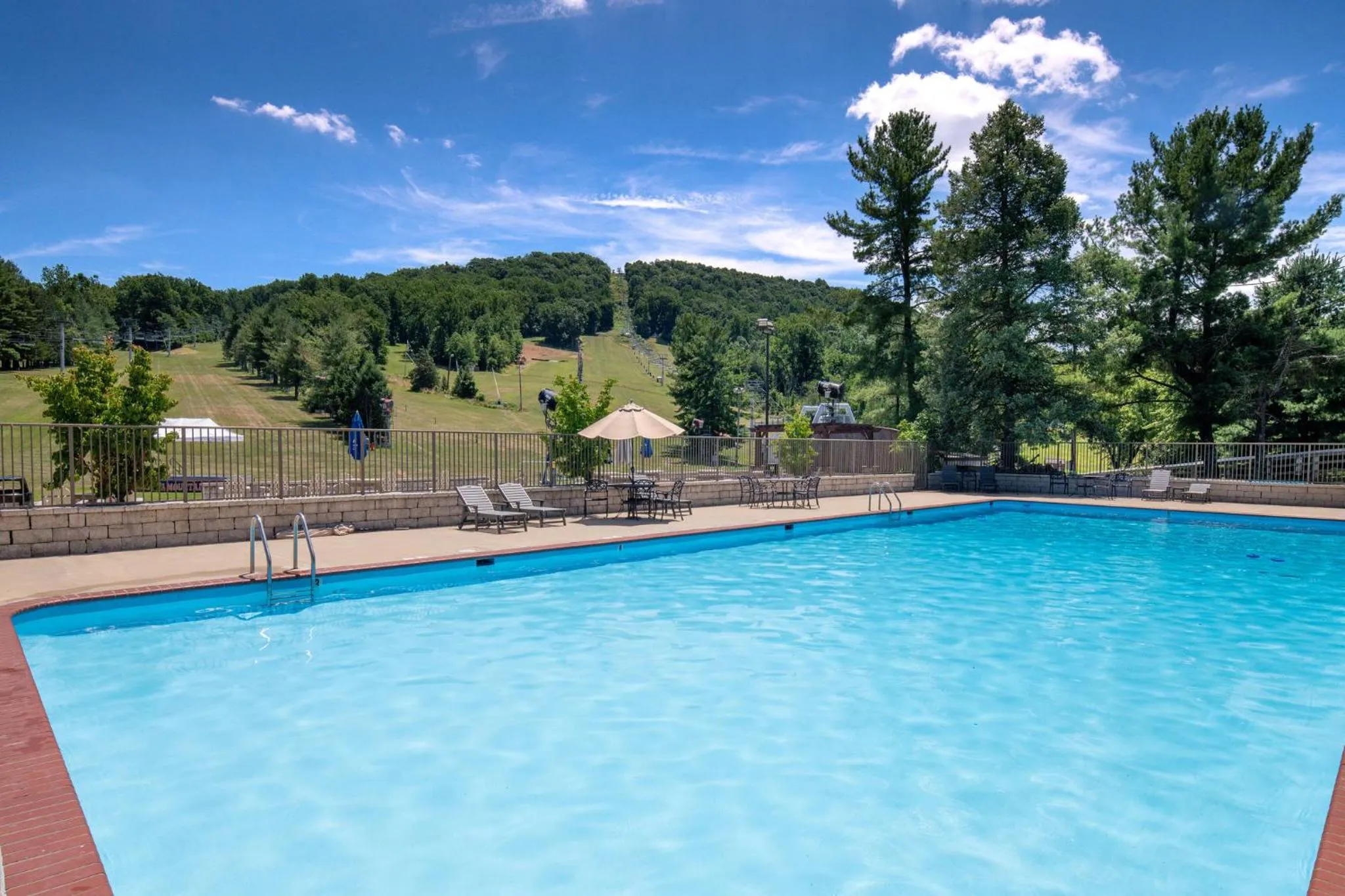 Swimming pool in Liberty Mountain Lodging by Vail Resorts