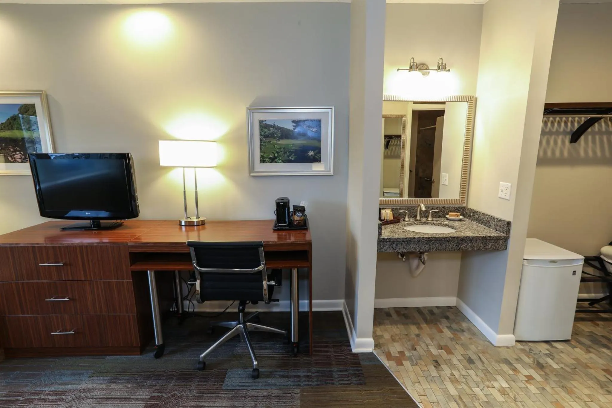 Photo of the whole room in Liberty Mountain Lodging by Vail Resorts