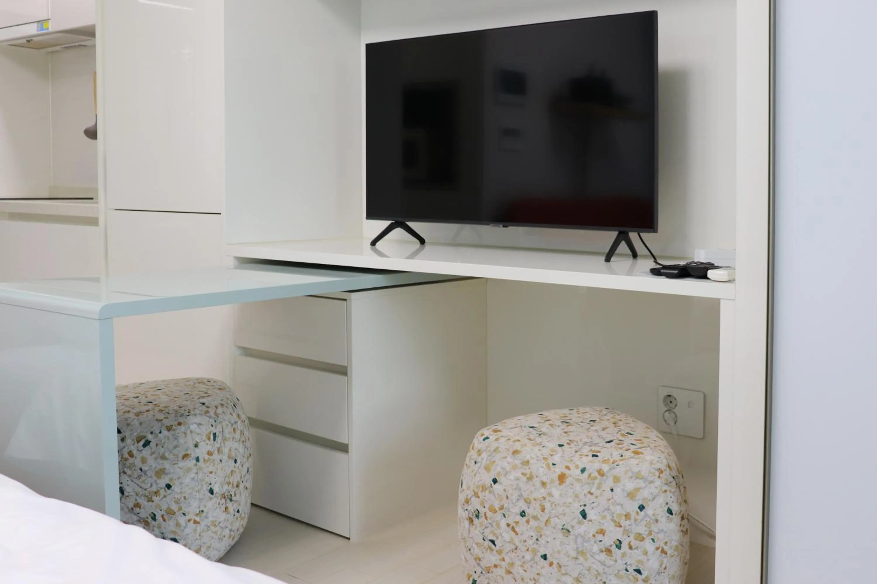 Bed in Landmark Stay in Songdo