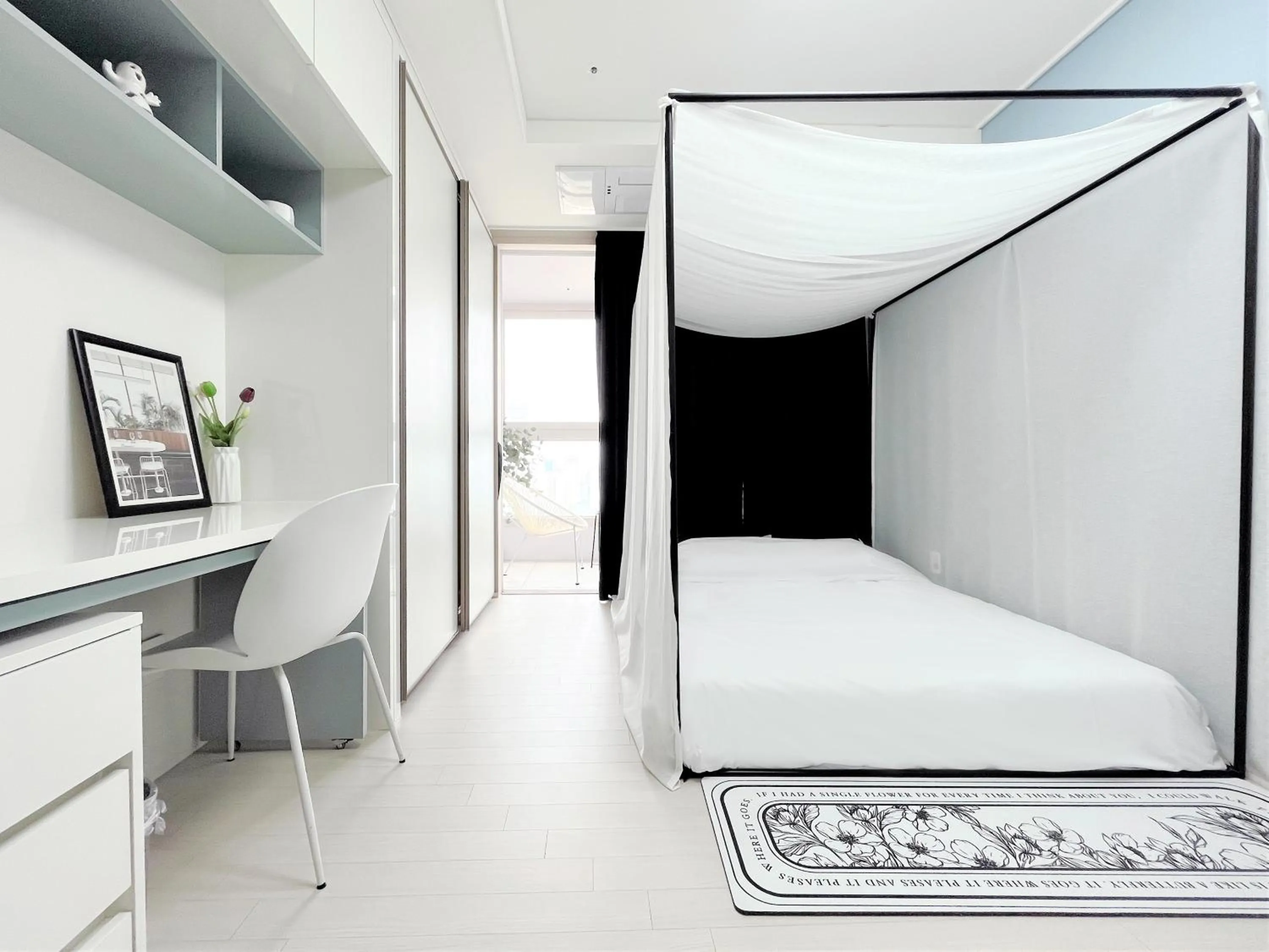 Bed in Landmark Stay in Songdo