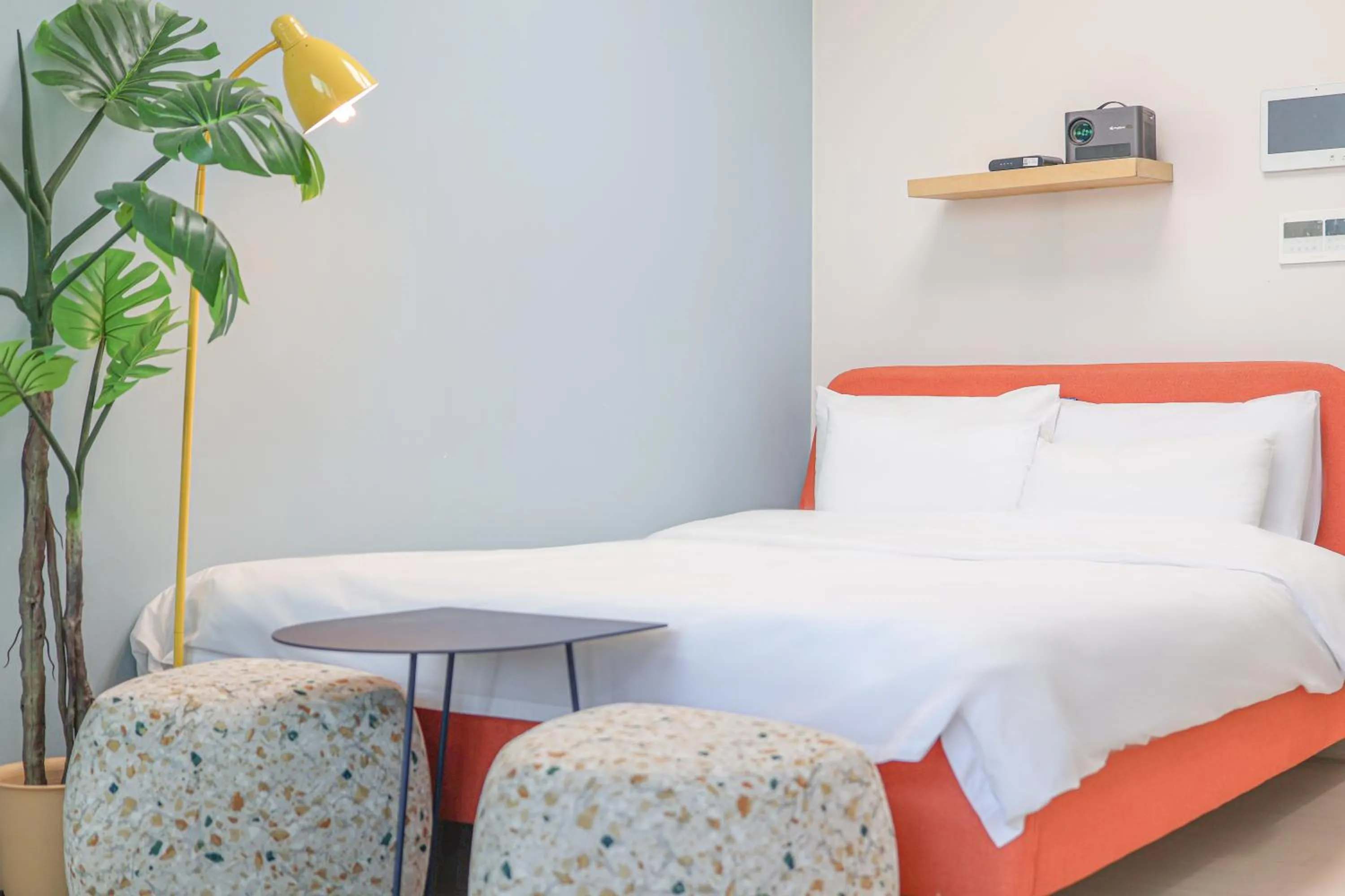 Property building, Bed in Landmark Stay in Songdo