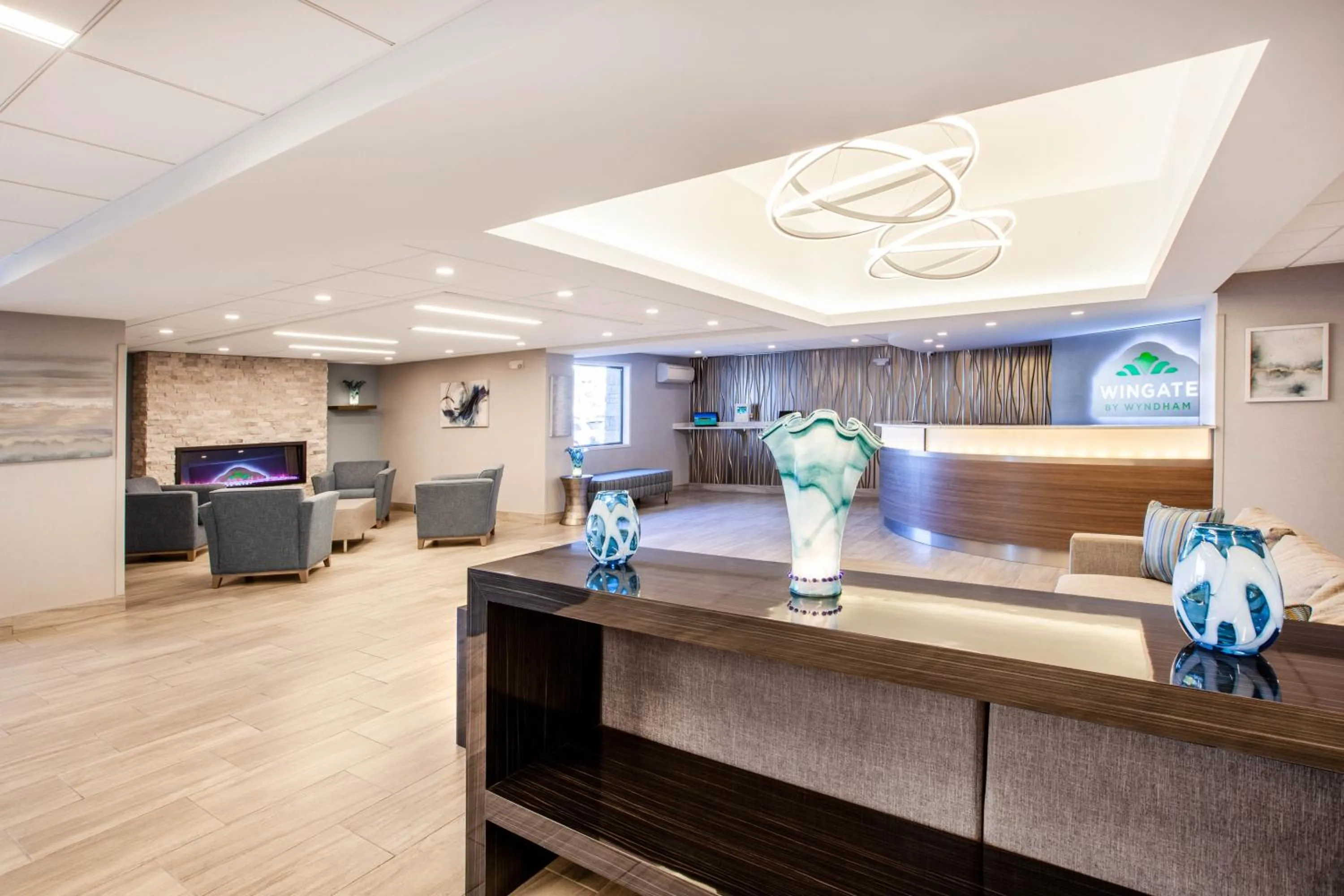 Lobby or reception in Wingate by Wyndham Detroit Metro Airport
