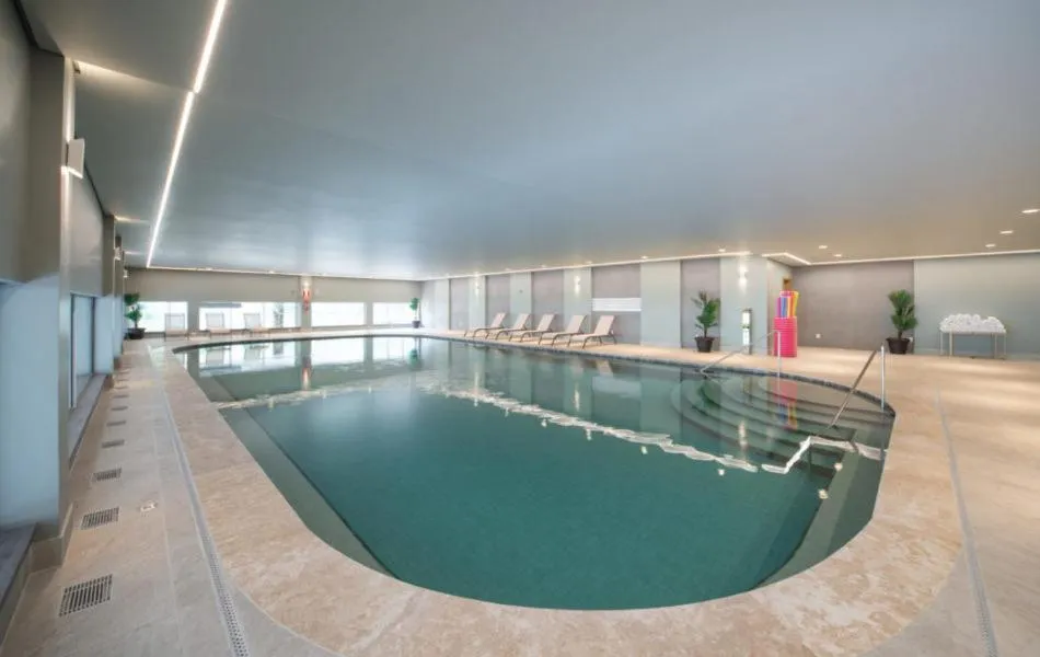 Swimming pool in Golden Laghetto Resort Gramado