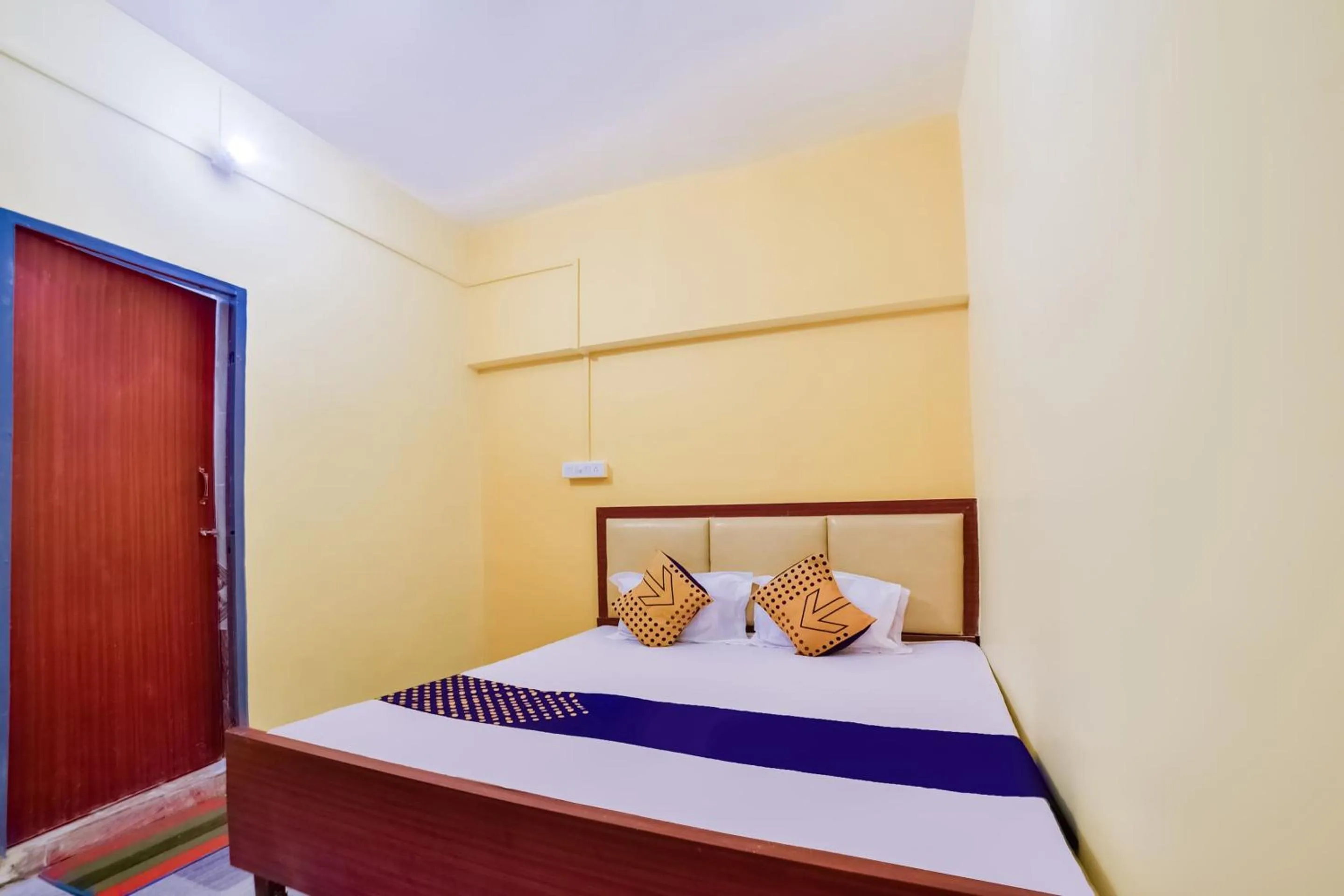 Bedroom in SPOT ON Luv-kush Inn