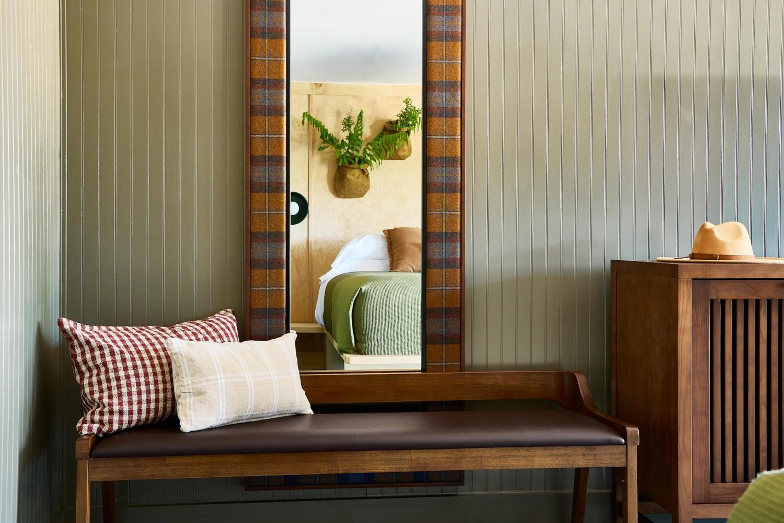 Seating area in Bluebird Cady Hill Lodge