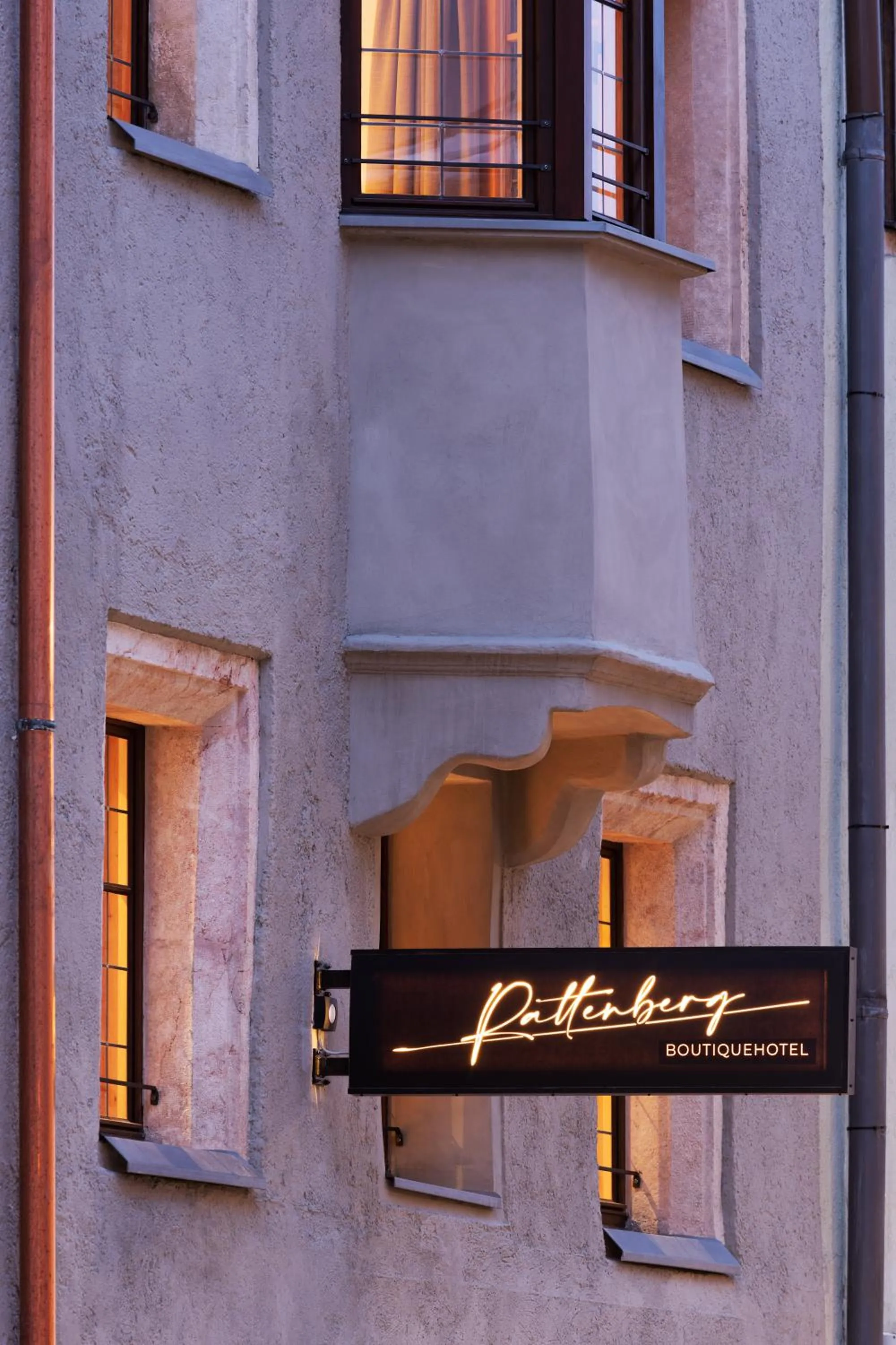 Property logo or sign in Boutiquehotel Rattenberg