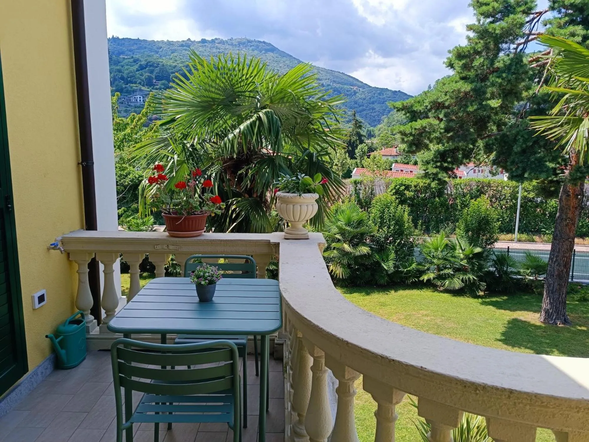 Balcony/Terrace in B&B VILLA PREZIOSA LAGO MAGGIORE