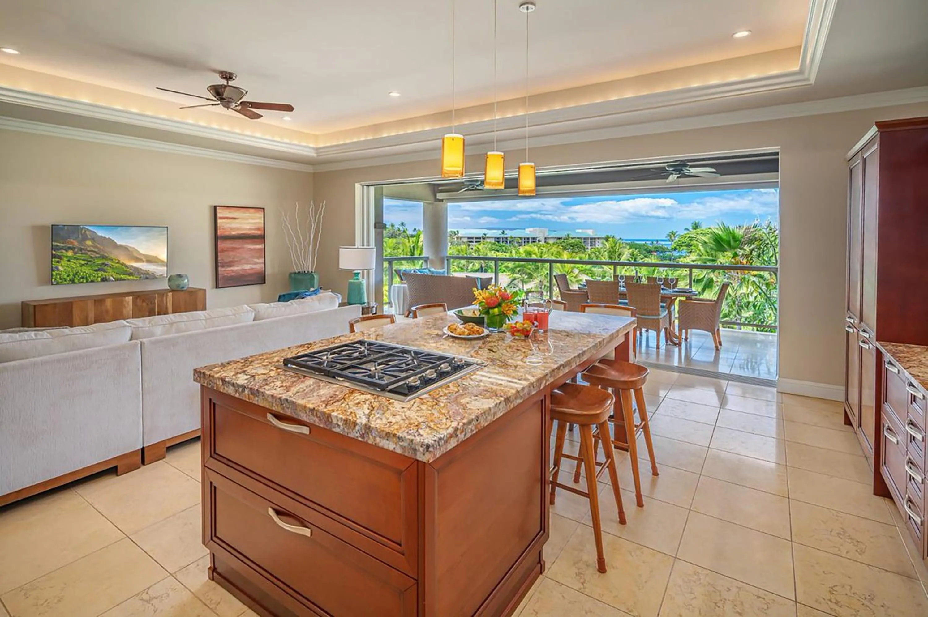 Kitchen or kitchenette in Ho Olei Residences - CoralTree Residence Collection