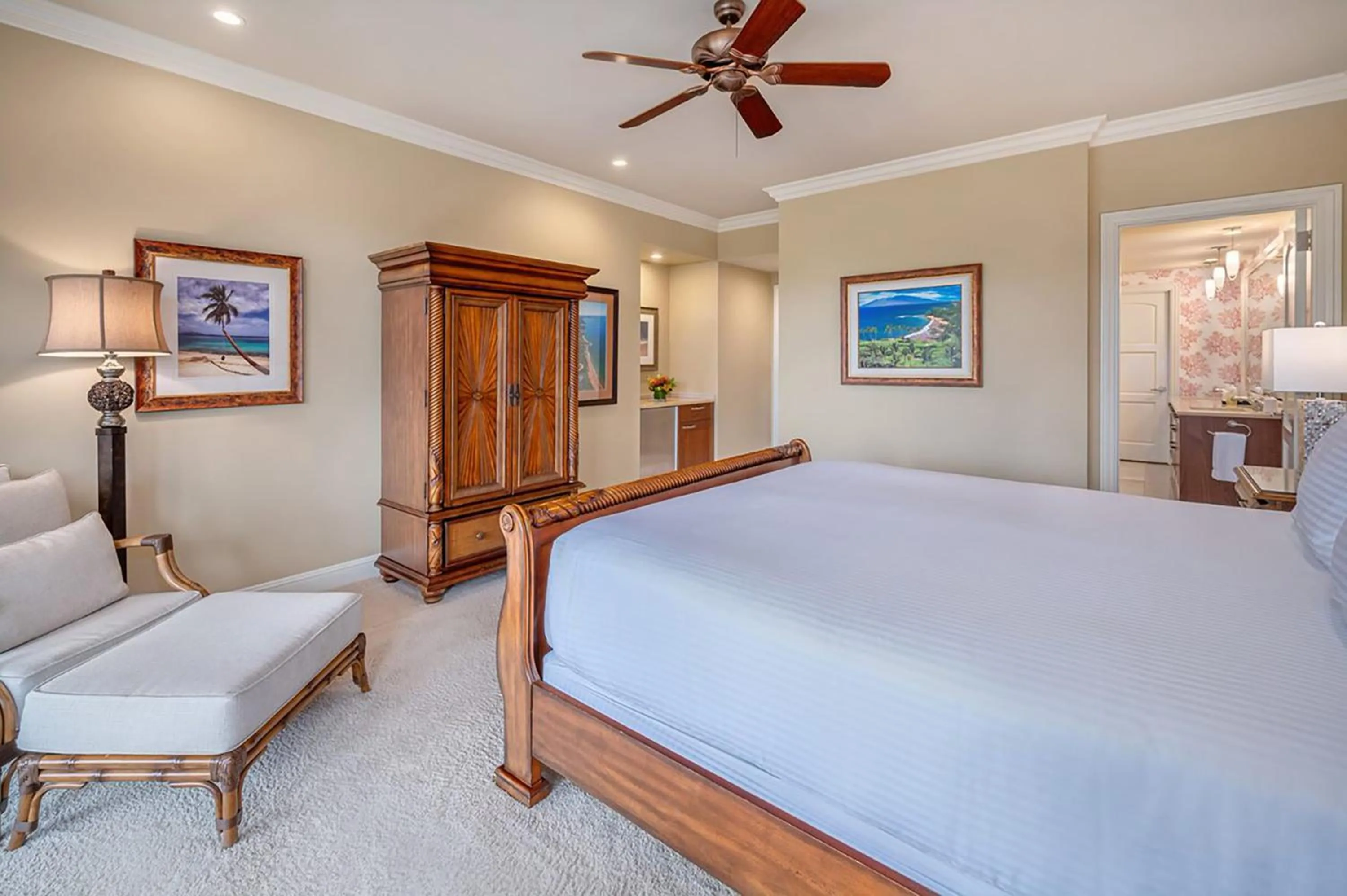 Bed in Ho Olei Residences - CoralTree Residence Collection