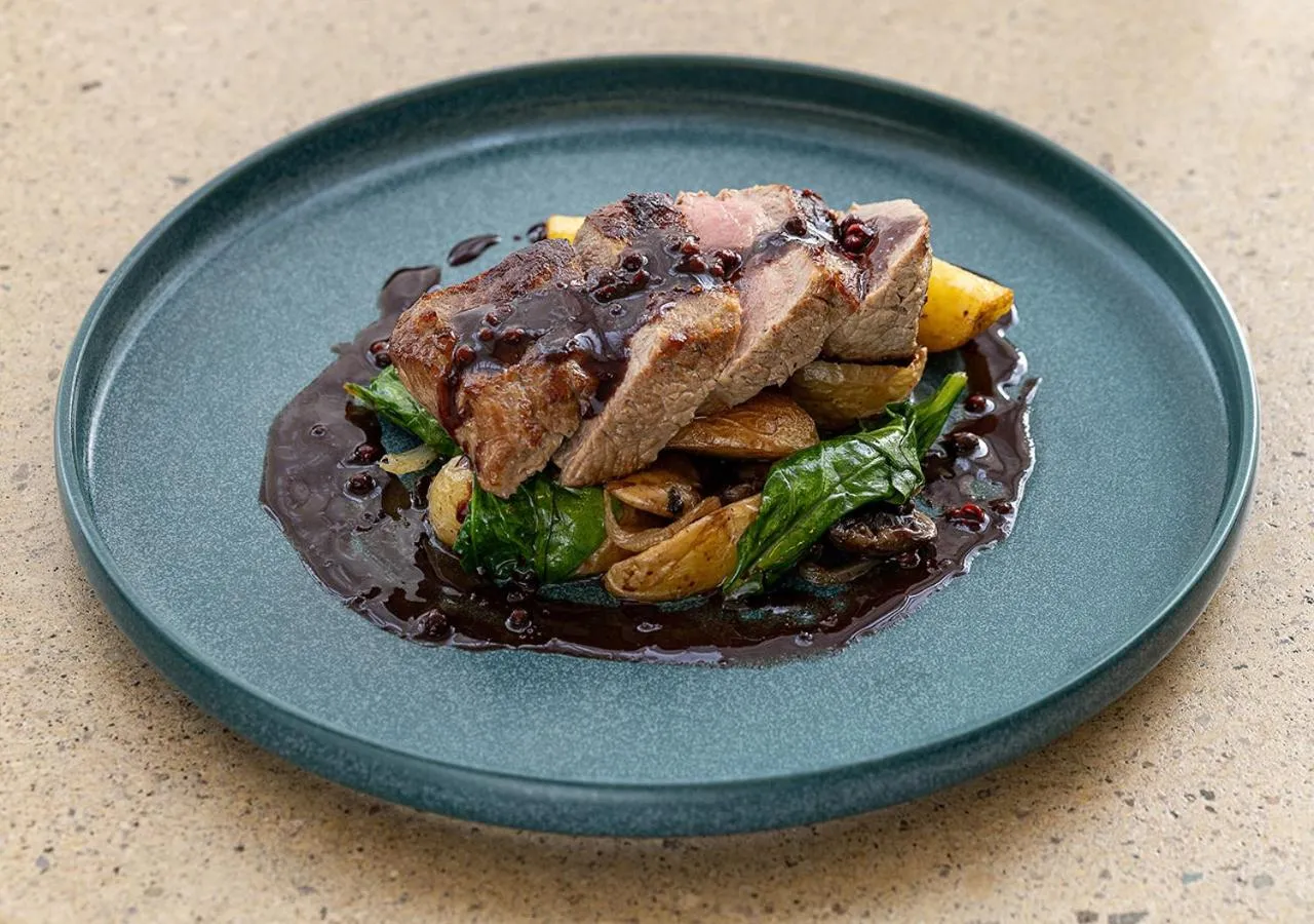 Restaurant/places to eat in Nacho Hotel Yerevan, By One