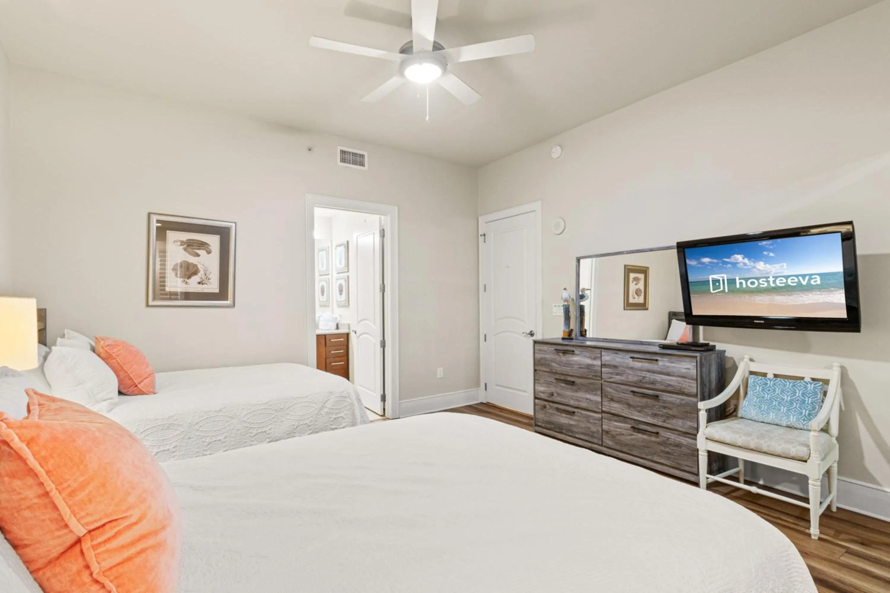 Bedroom, Bed in Turquoise 1908C