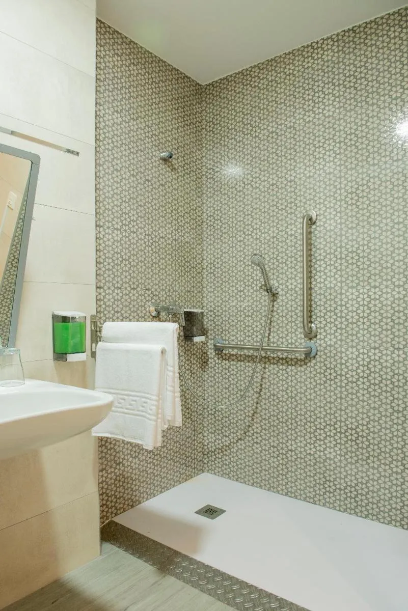 Bilbao ROOMS & KITCHEN Zorroza