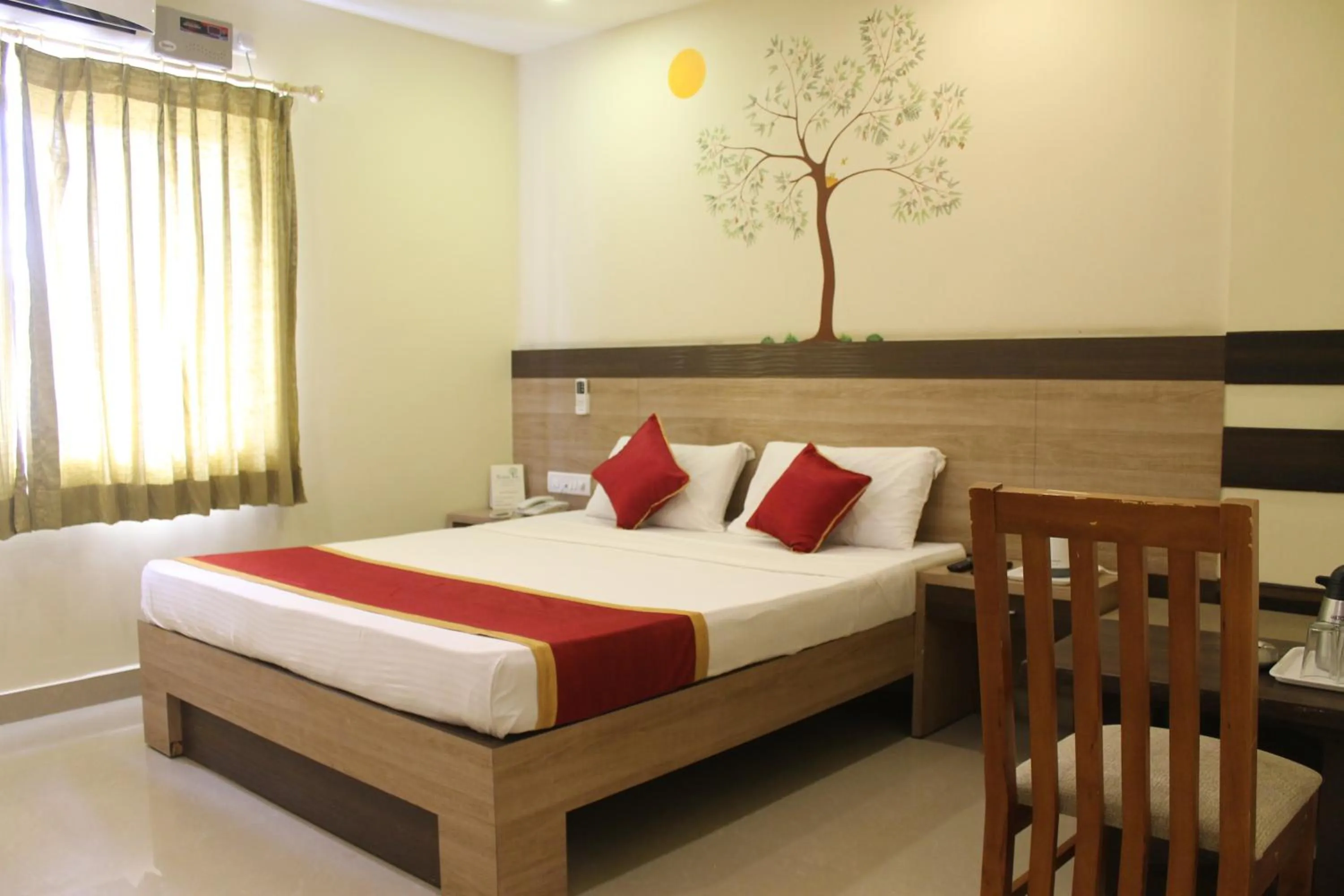 Bedroom, Bed in HOTEL GREEN TREES