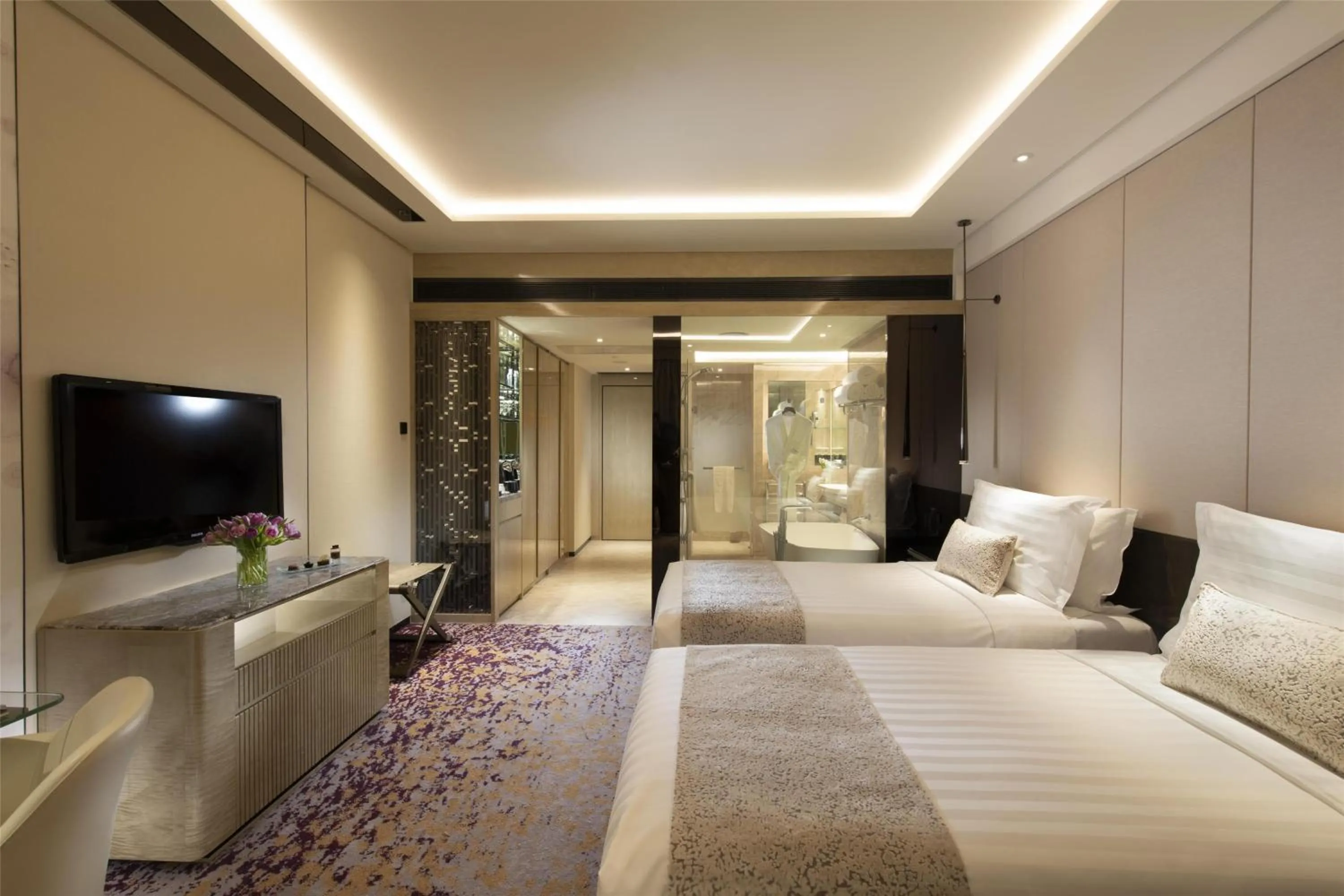 Bedroom, Bed in Kempinski Hotel Beijing Yansha Center