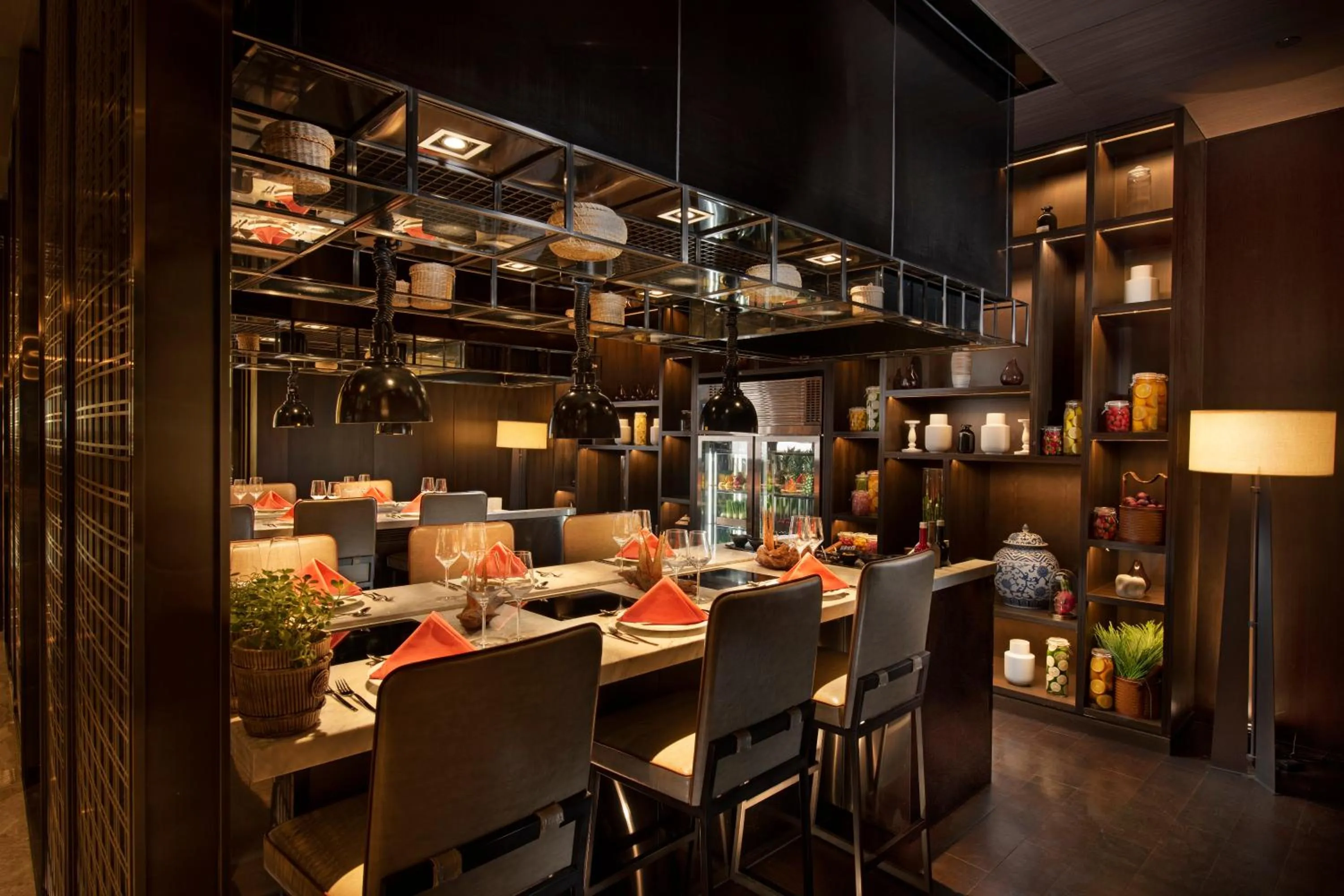 Restaurant/places to eat in Kempinski Hotel Beijing Yansha Center