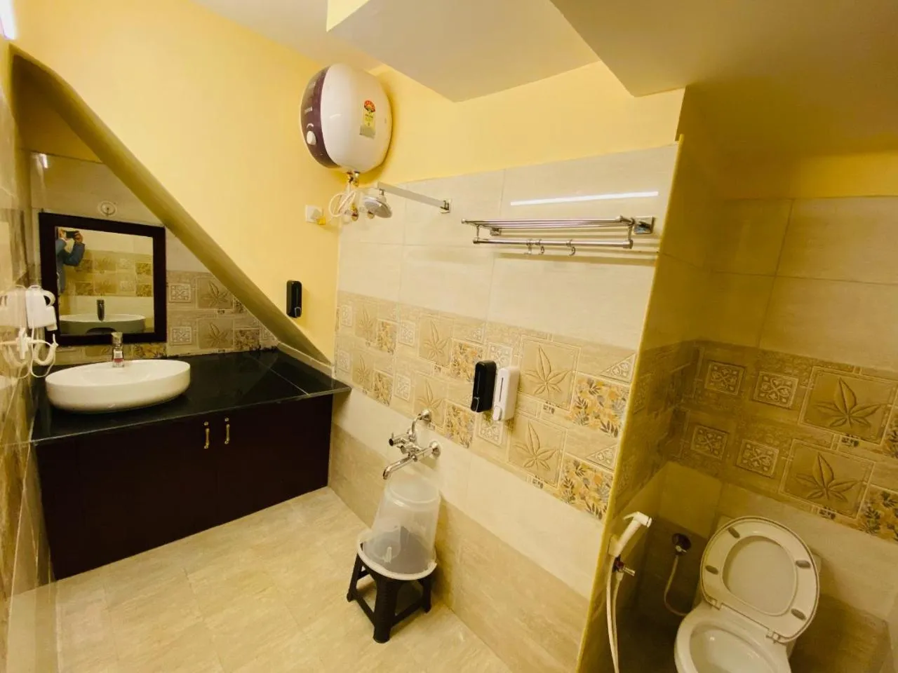 Bathroom in Aakash Rooms and Cottages,