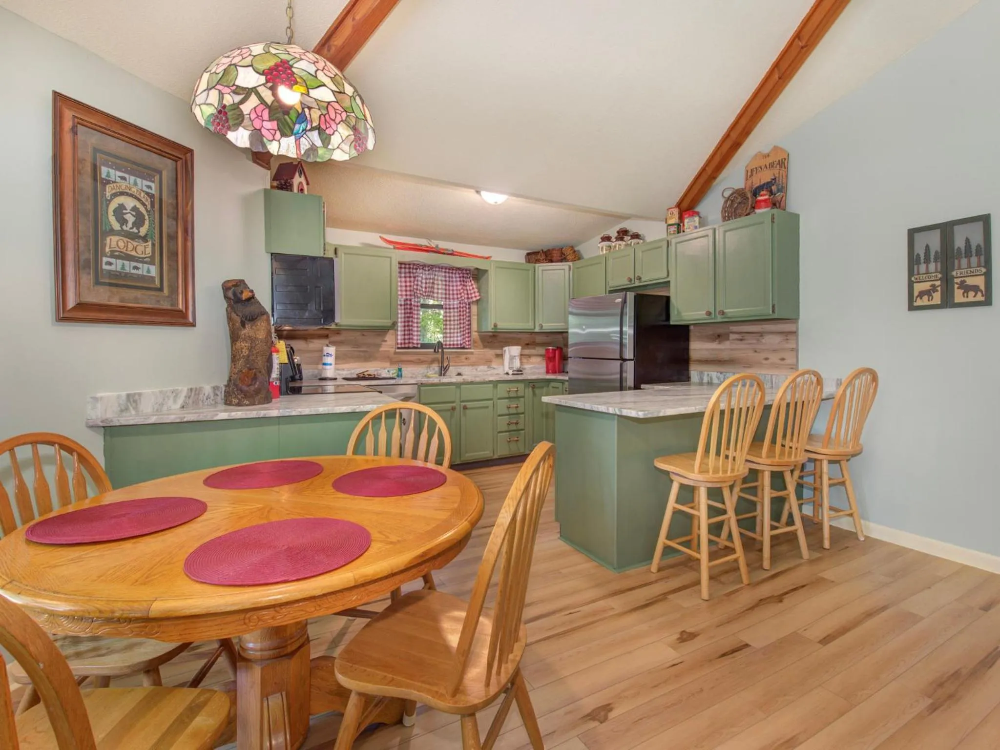 Property building in Mountain Memories