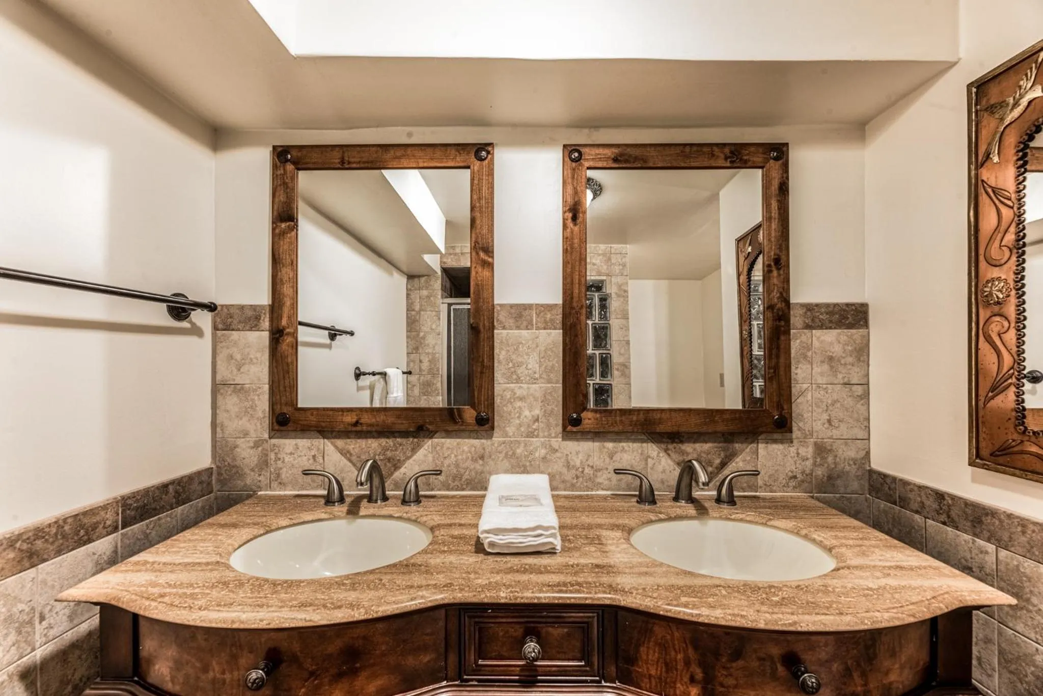 Bathroom in Four Cubs