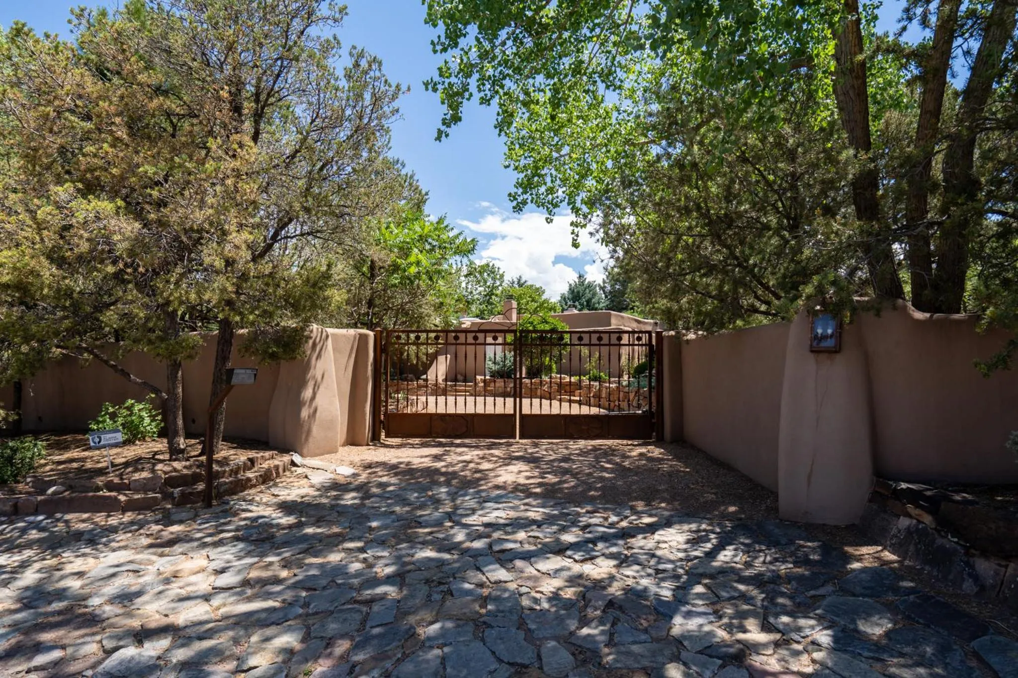 Property building in Casita Contenta