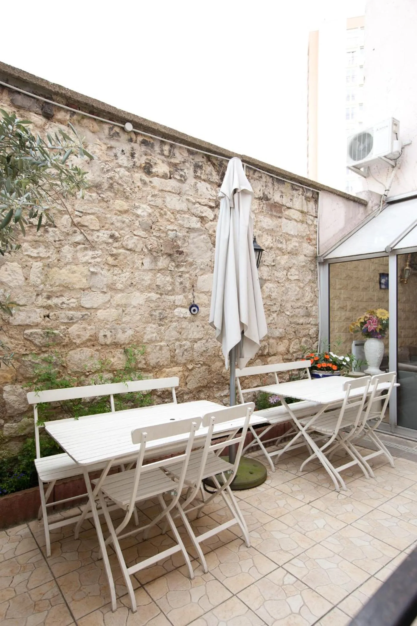 Garden in Hôtel du Parc