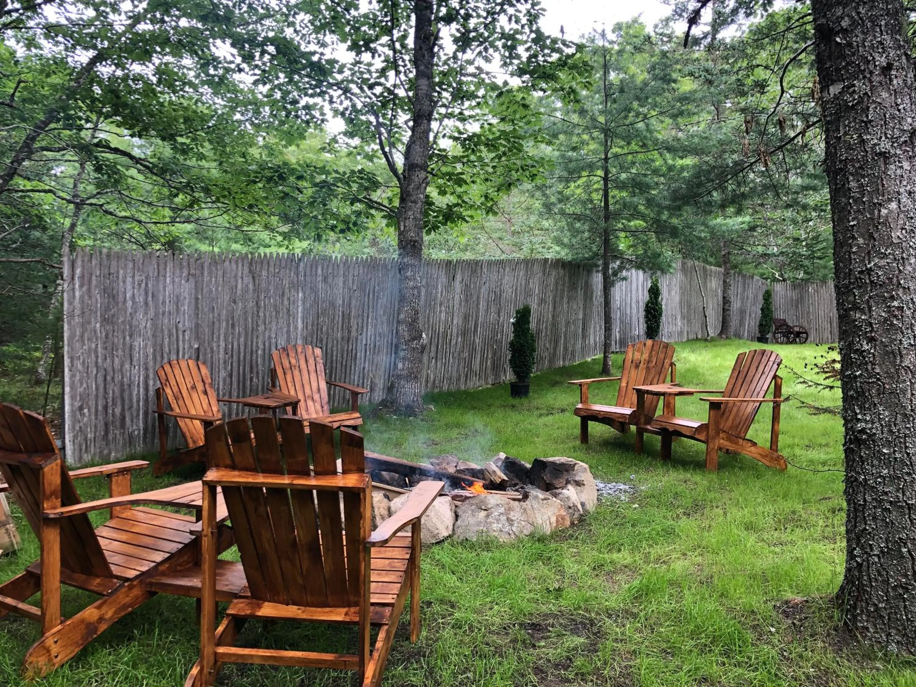 Garden in The Mighty Oaks Retreat,modern house Bar Harbor Acadia MDI